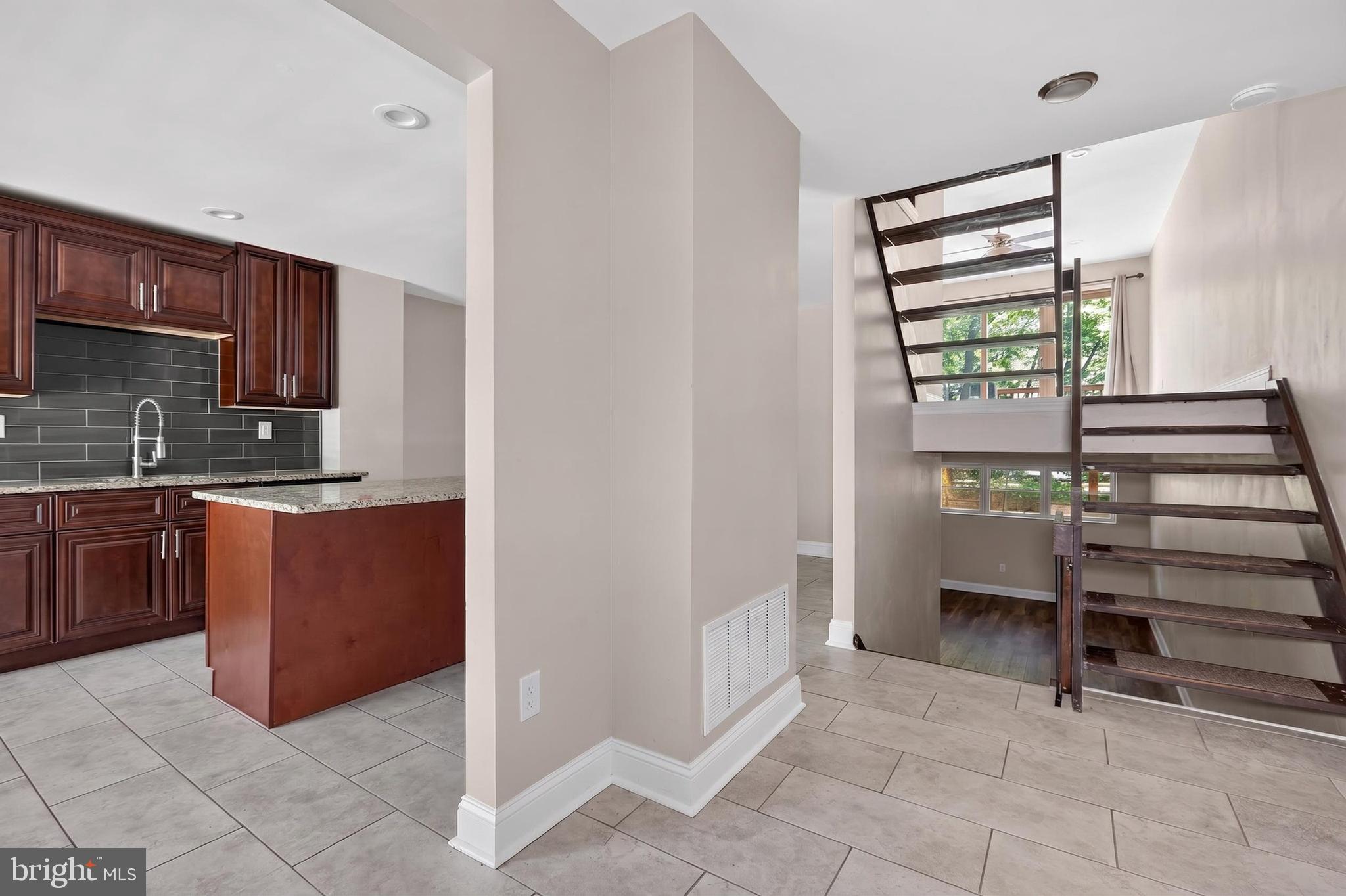 219 KEATS COURT