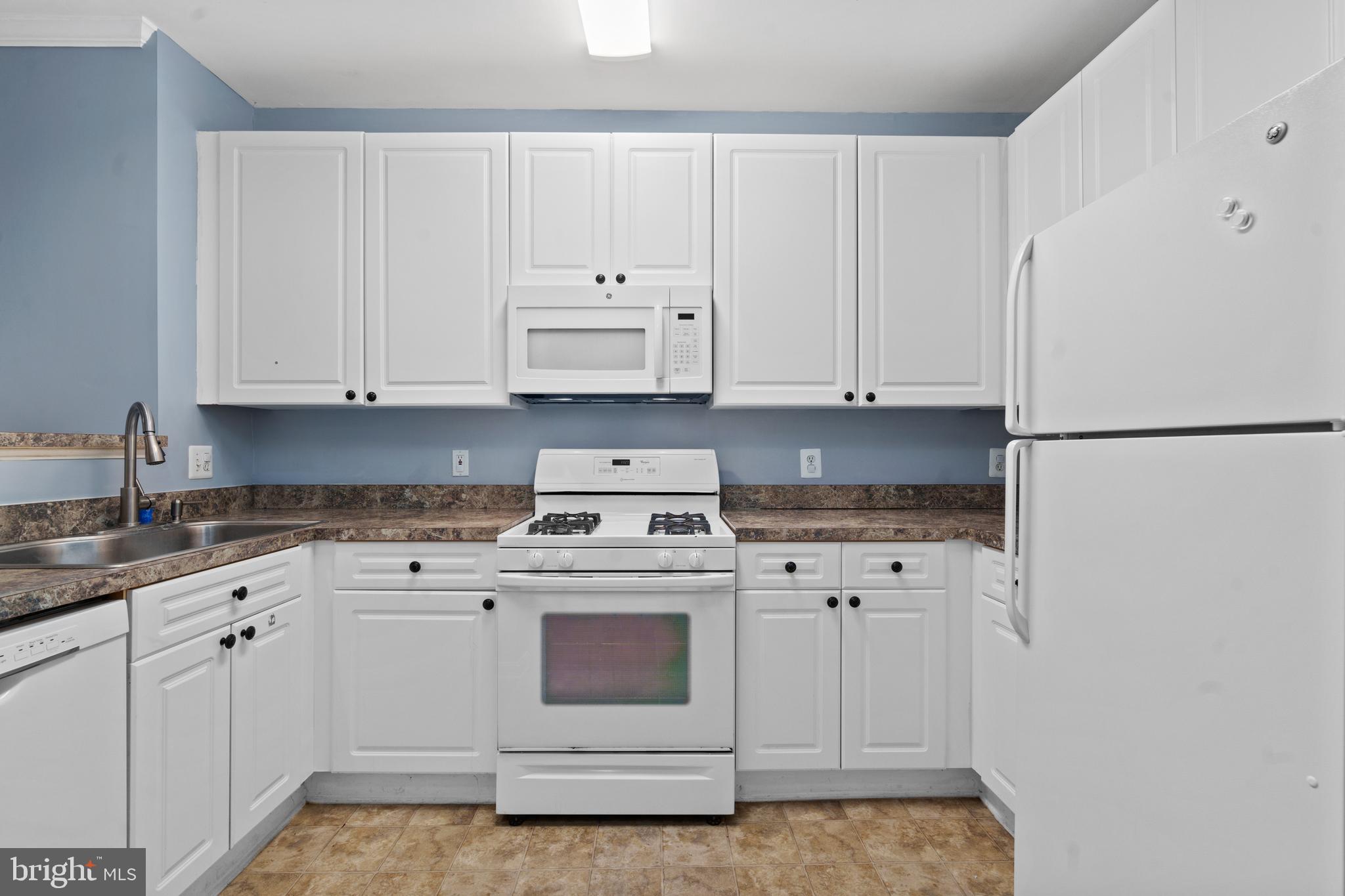 WESTBRIAR CONDOMINIUMS - Residential