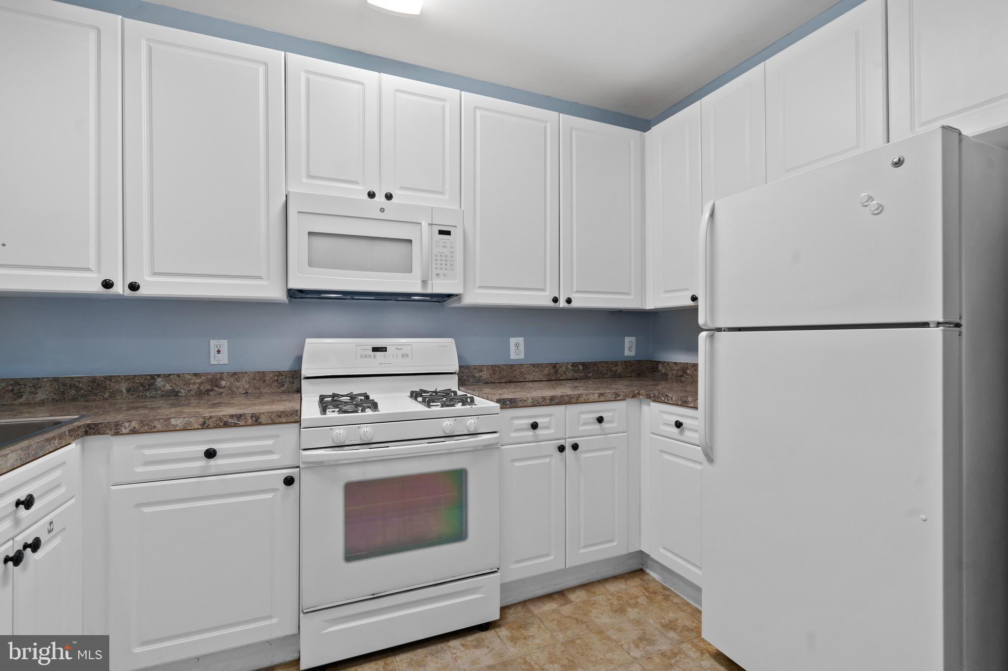 WESTBRIAR CONDOMINIUMS - Residential