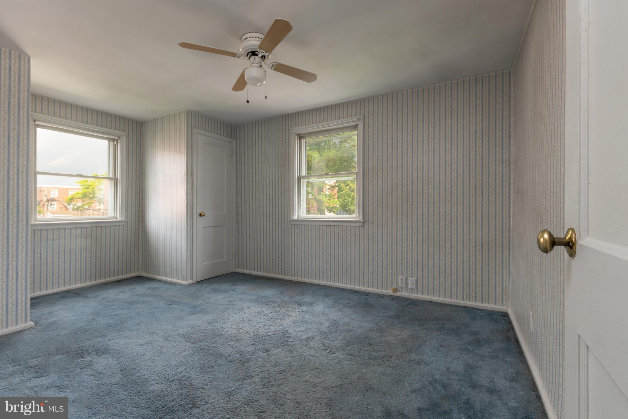 ROXBOROUGH - Residential