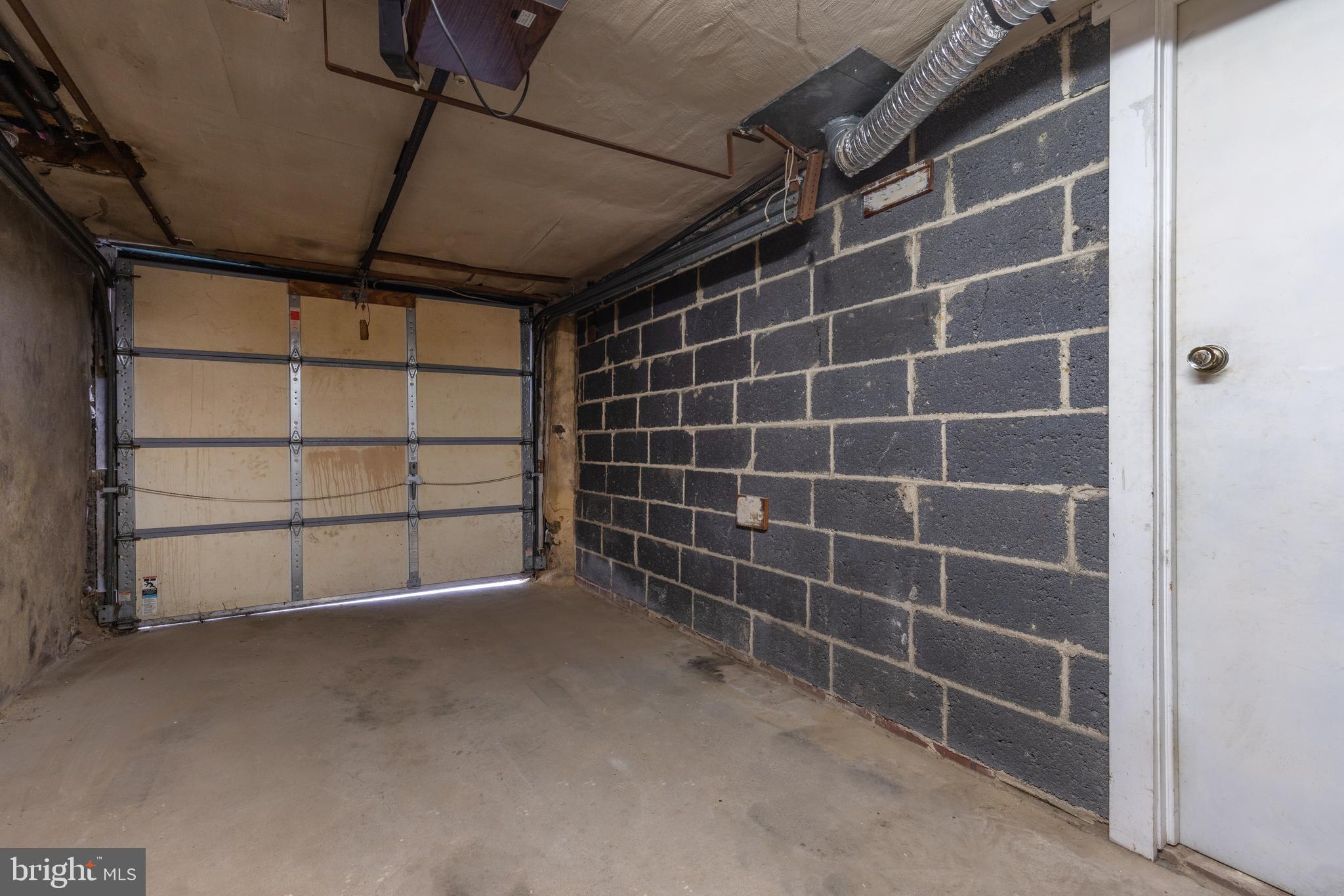 ROXBOROUGH - Residential