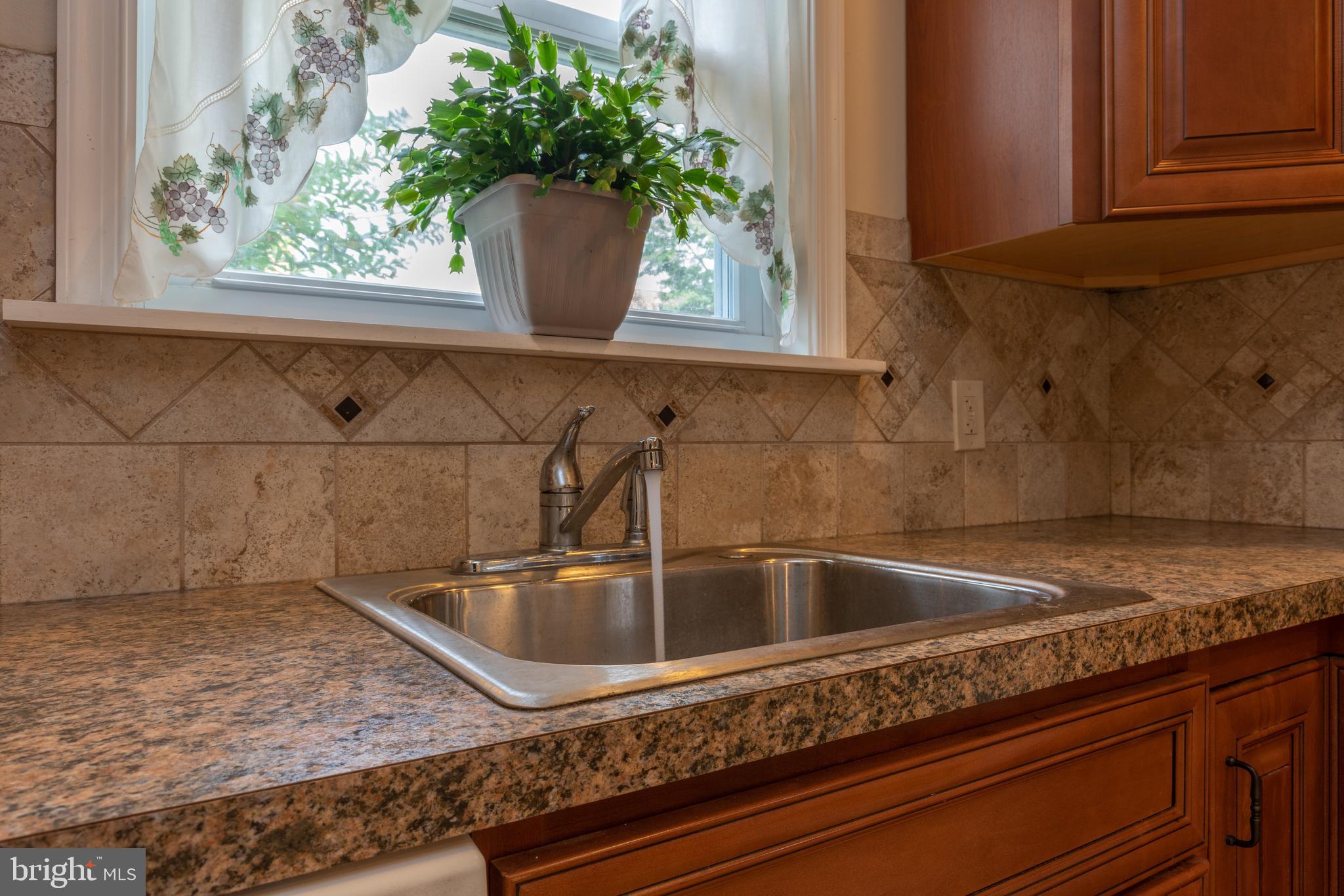 ROXBOROUGH - Residential