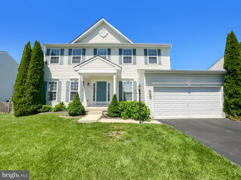 821 Devonshire Circle, Purcellville, VA MLS: VALO2097508