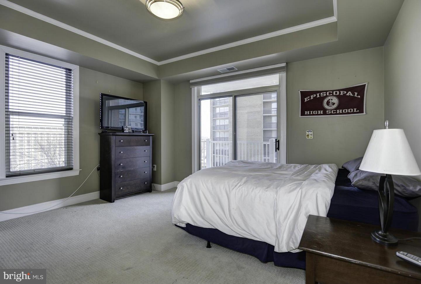 DAKOTA - Residential Lease