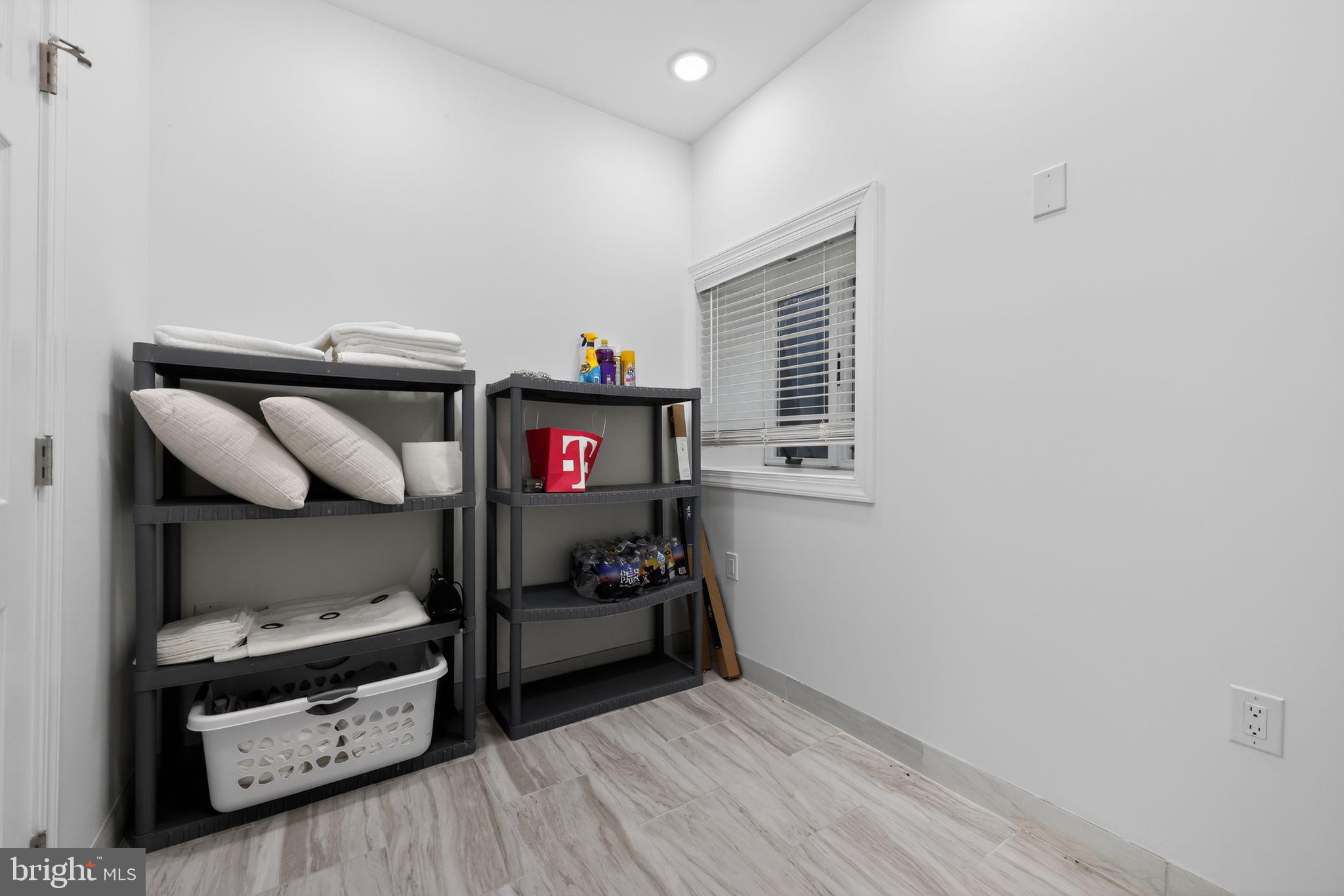 FISHTOWN - Residential Lease