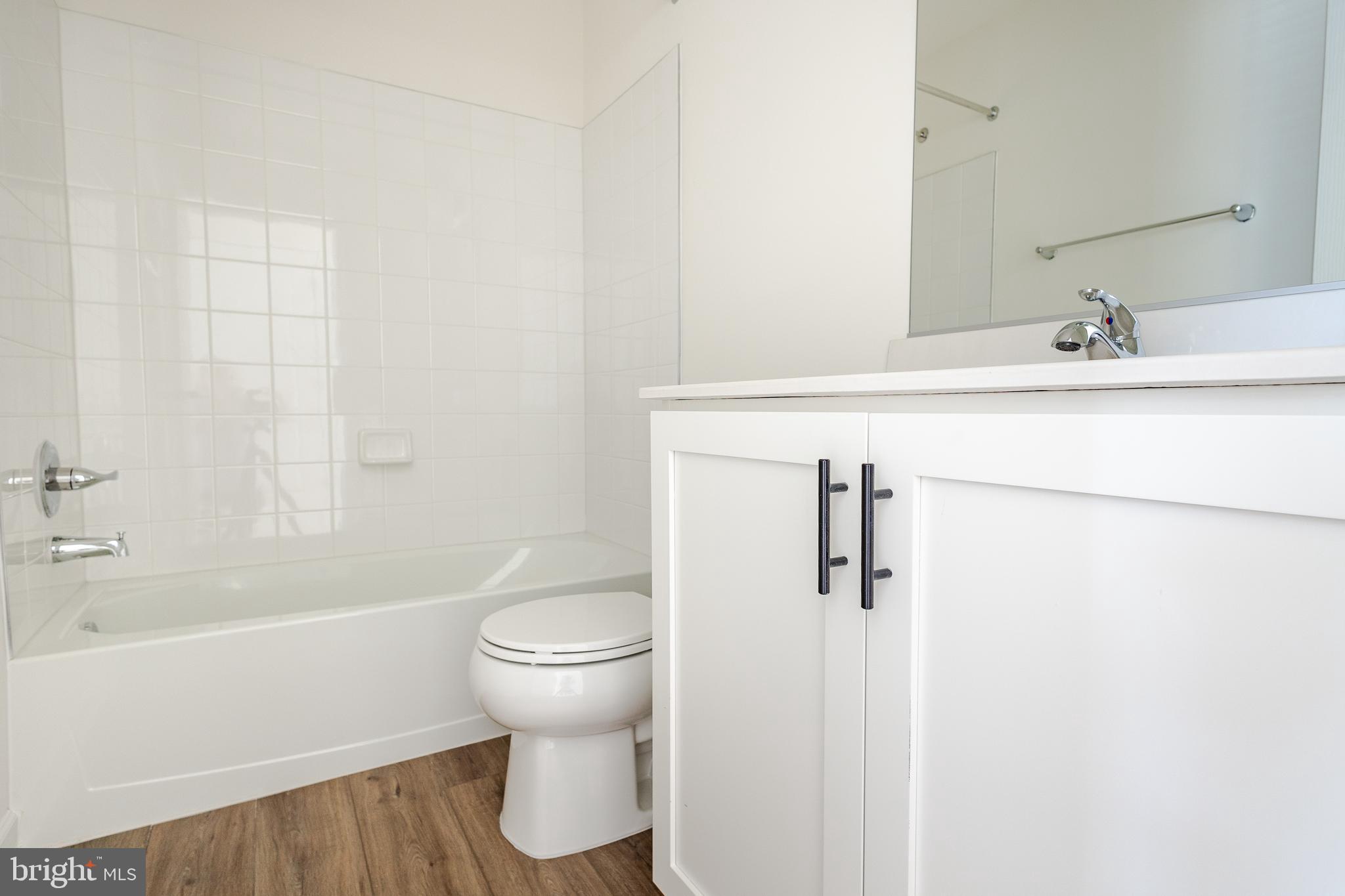 TOWNES AT TATE MANOR - Residential Lease