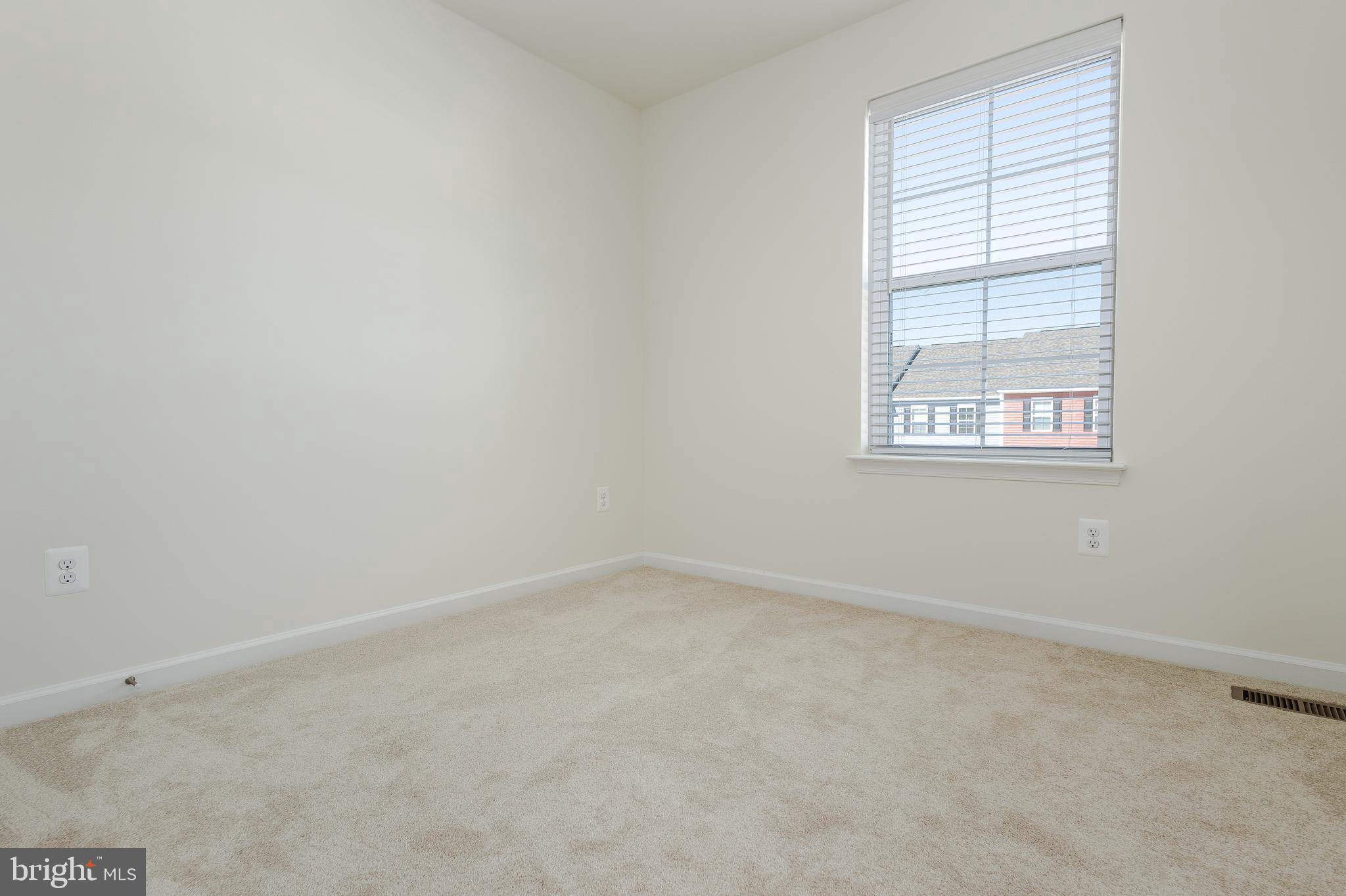 TOWNES AT TATE MANOR - Residential Lease