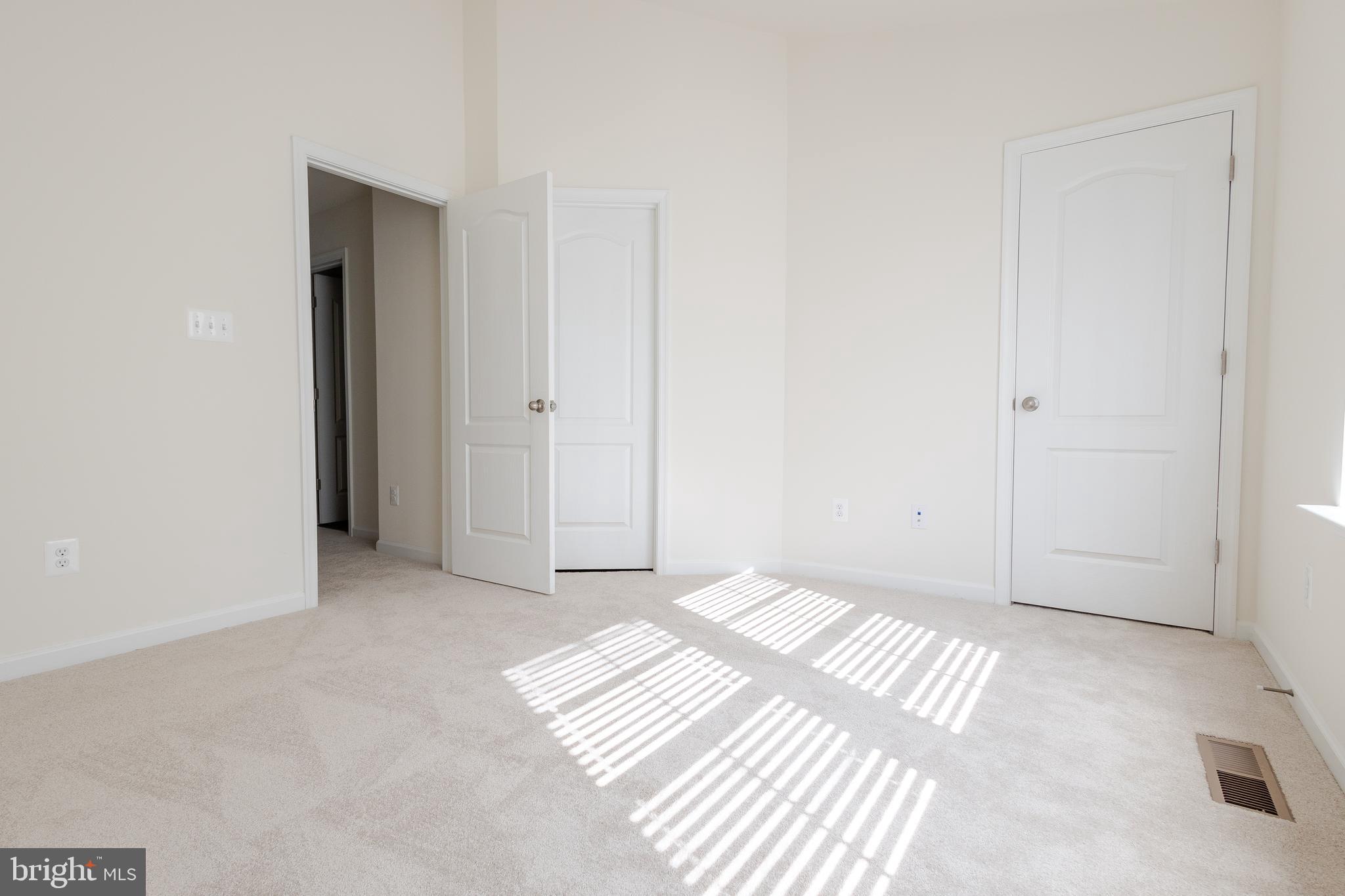 TOWNES AT TATE MANOR - Residential Lease