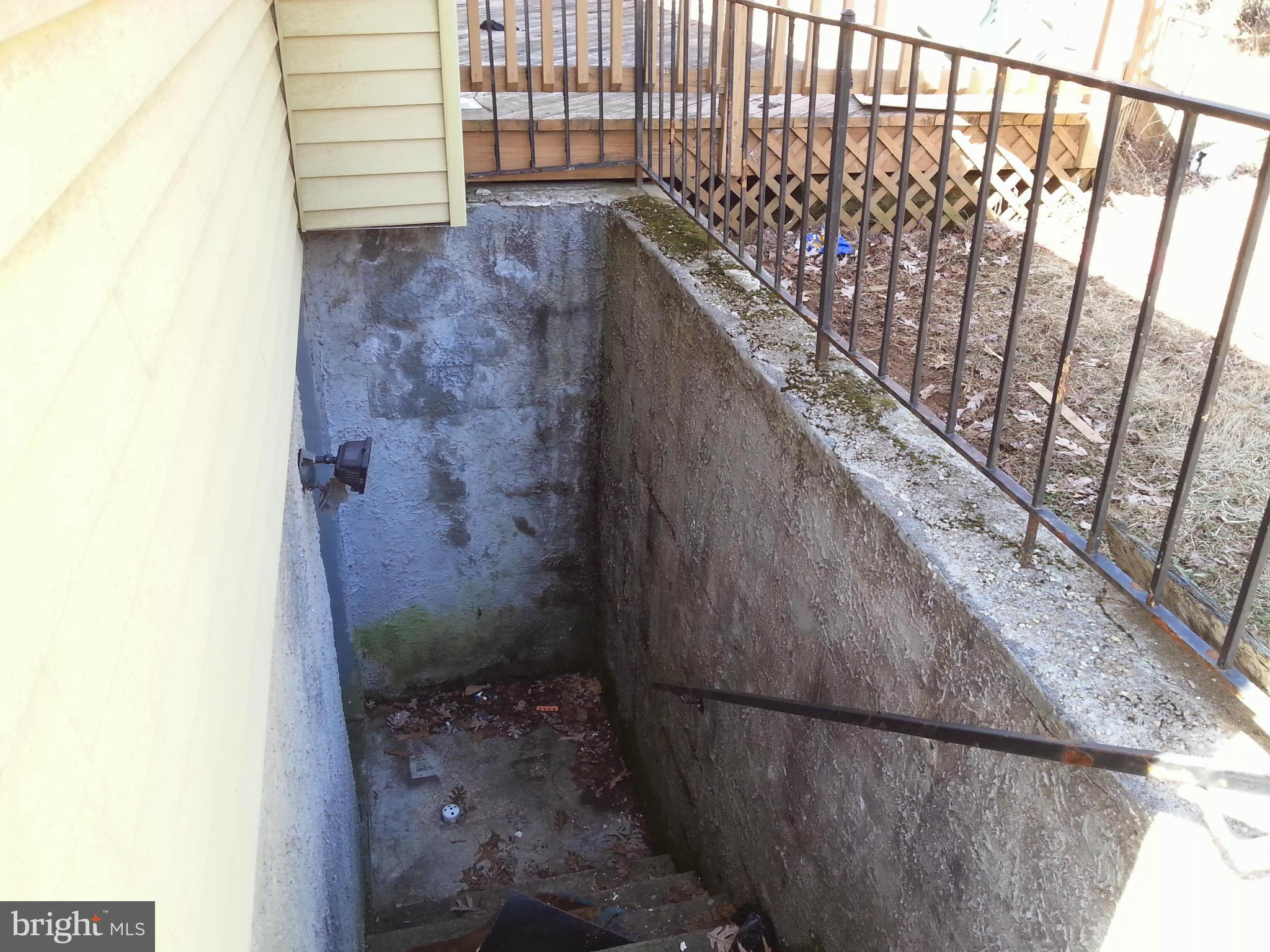 HILLENDALE FARMS - Residential