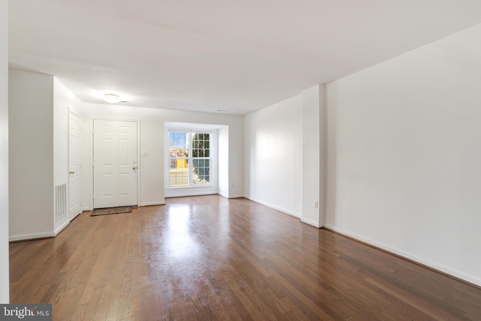 TRAILSIDE - Residential Lease