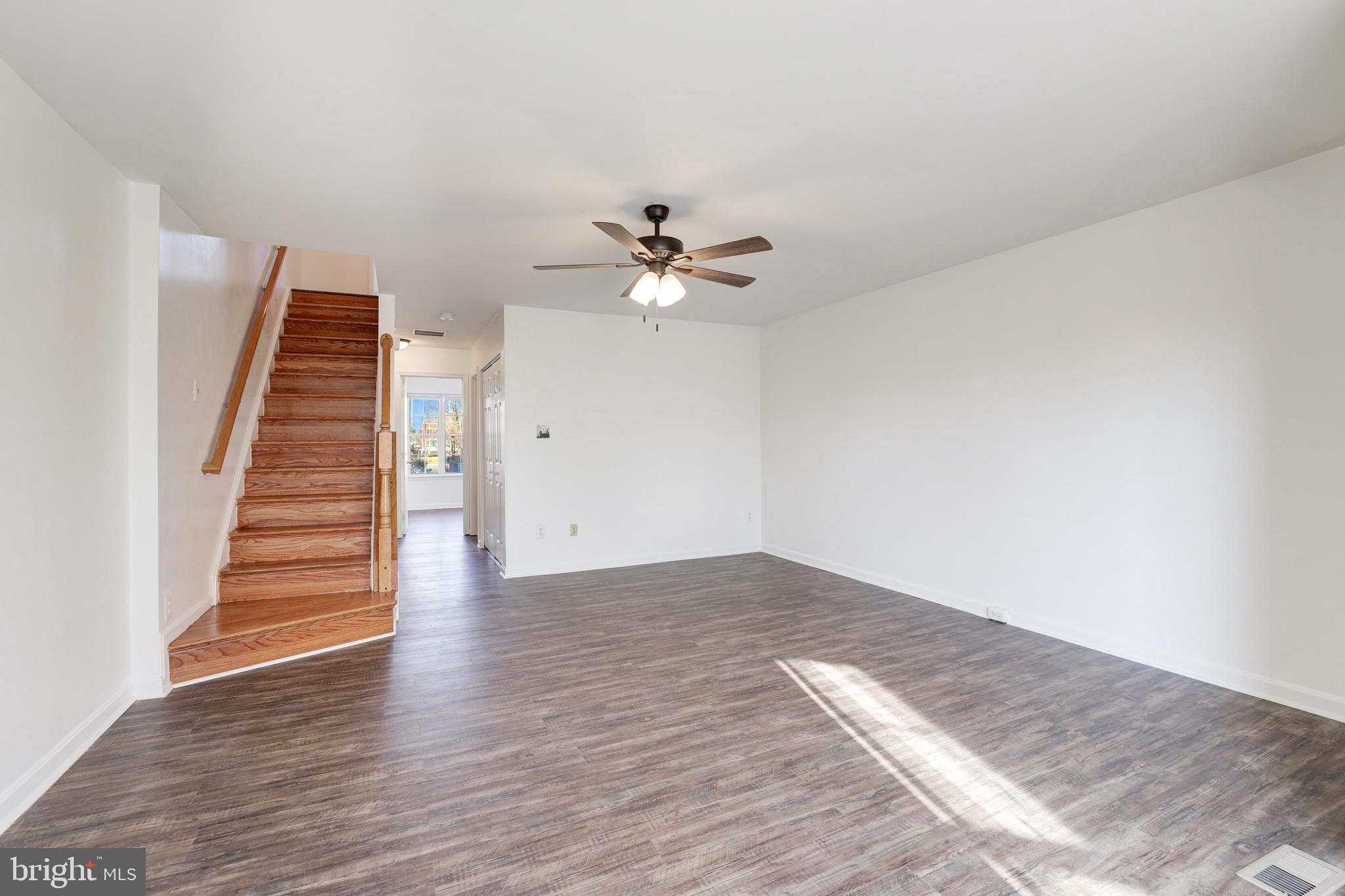 TRAILSIDE - Residential Lease