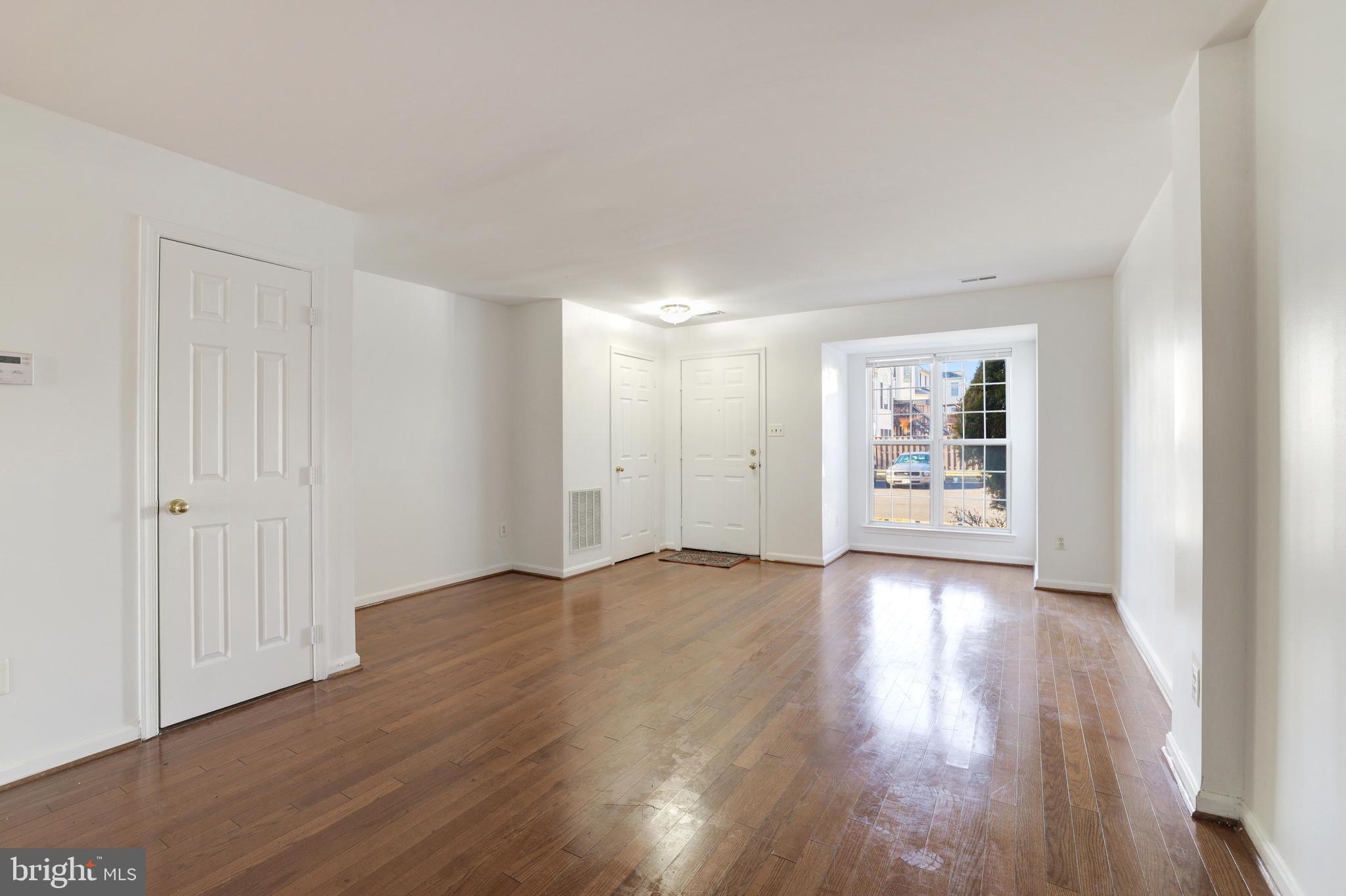 TRAILSIDE - Residential Lease