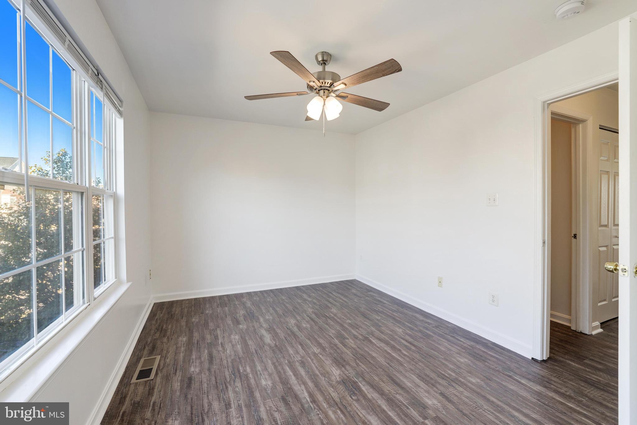 TRAILSIDE - Residential Lease