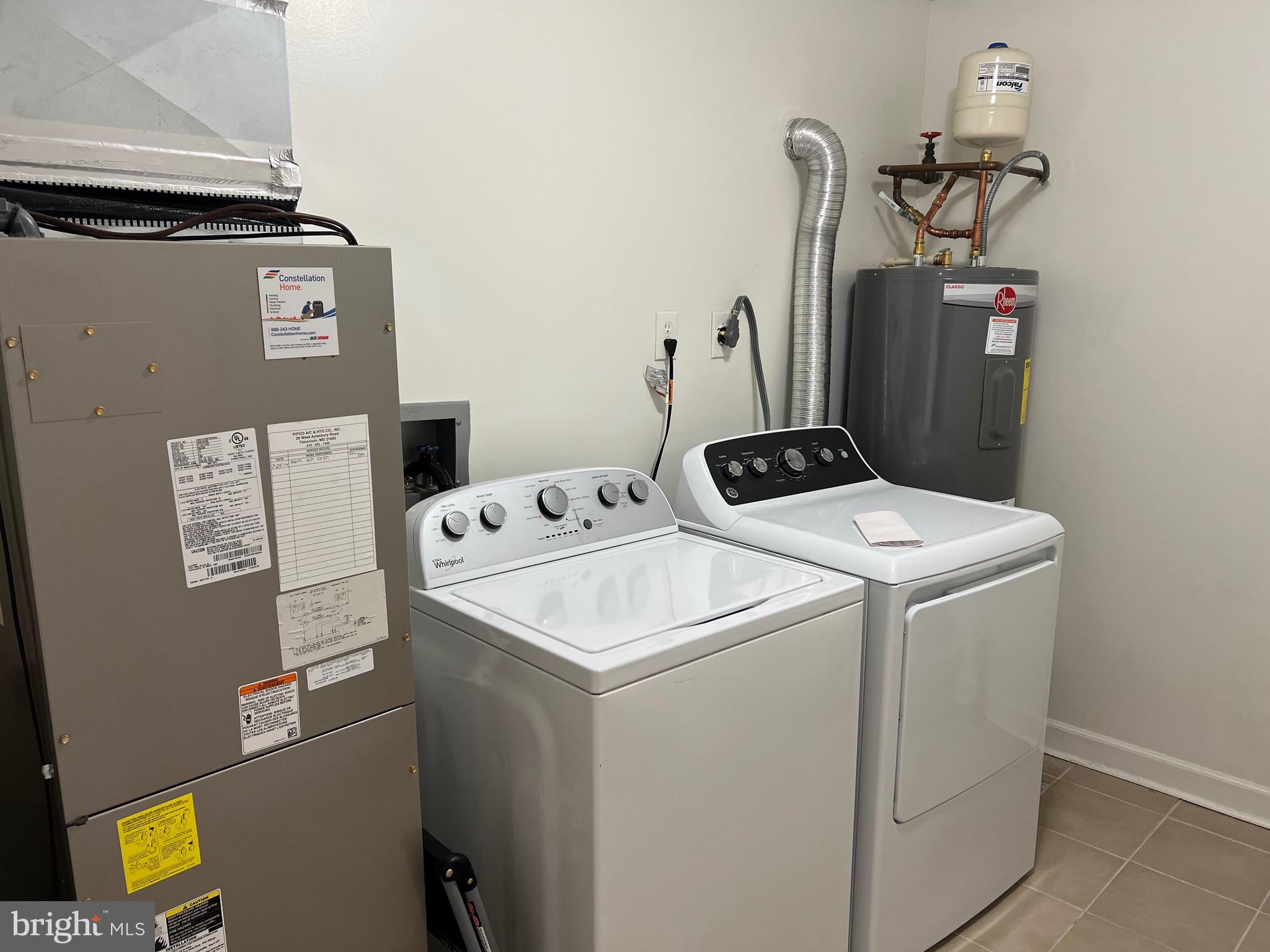 TOWSONGATE - Residential Lease