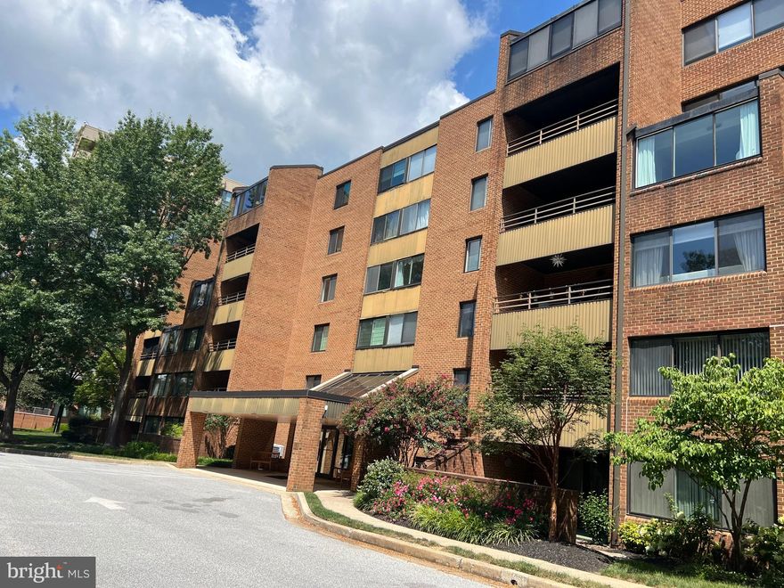 Light & Bright 2 BR - 2 BA Corner/End Unit with 1440 Sq. Ft . of Living Space-The Unit is on Fourth Floor of an Elevator Building with Front Rear Security Locked Doors-Enter into a Large Foyer Entry that Opens to a LG Living Room & Dining Room Area with 12"x12" Ceramic Tile Floor-The Living Room has Sliding Glass Doors to a LG Covered Balcony Perfect for Relaxation & Entertainment- Spacious Eat-in Kitchen with Lots of Cabinets & a Pantry-The Primary Bedroom with Wall to Wall Carpet has a Huge Walk-in Closet & a Primary Bathroom with a Separate Dressing Area with a Second Sink Vanity with Storage-Bedroom #2 has Wall to Wall Carpet & a LG Double Closet-This Unit Also Has a Nice Size Utility/Laundry Room with a Full Size Washer & Dryer, & Plenty of Room for Storage-Plenty of Unassigned Off Street Parking is Available