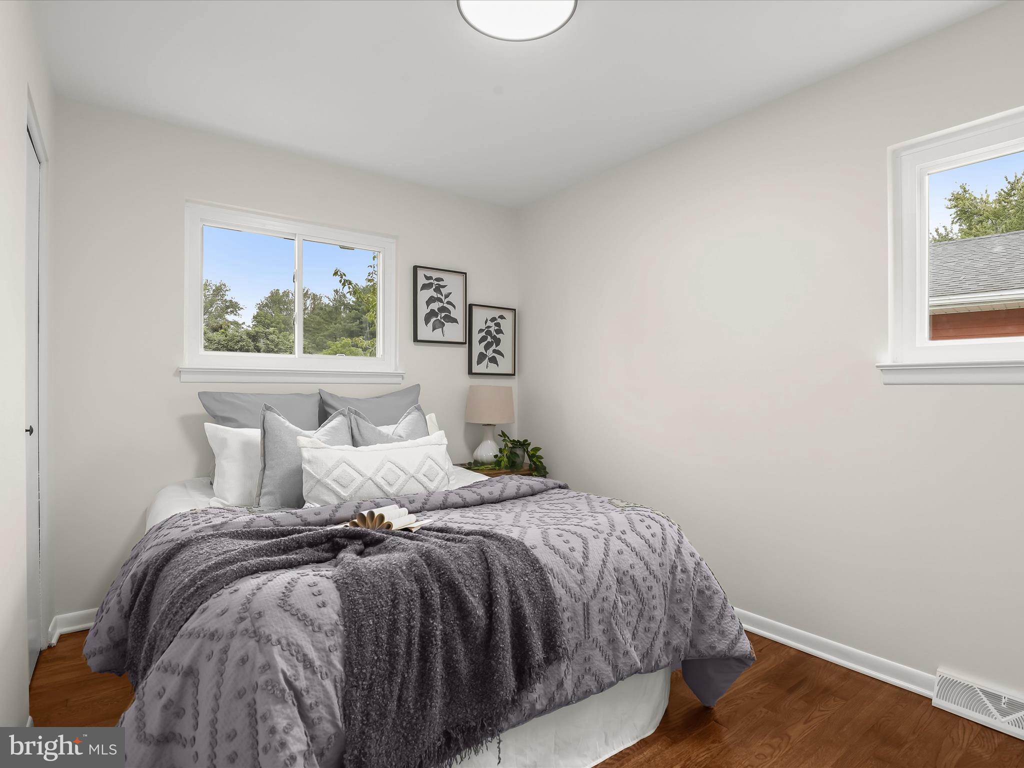 KINGS POINT - Residential