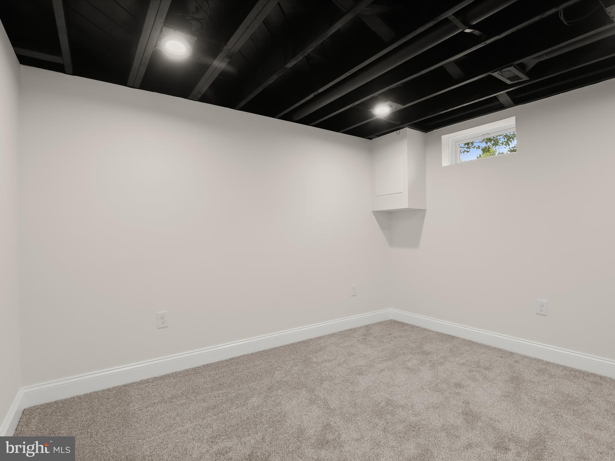 KINGS POINT - Residential