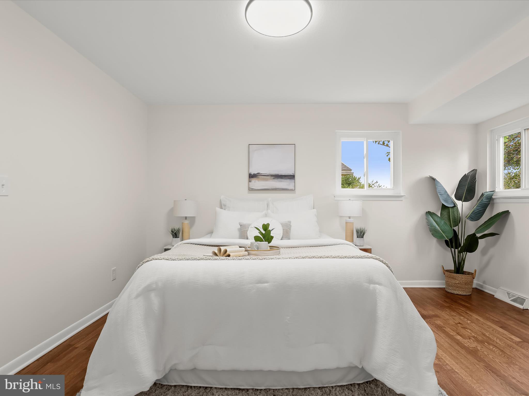 KINGS POINT - Residential