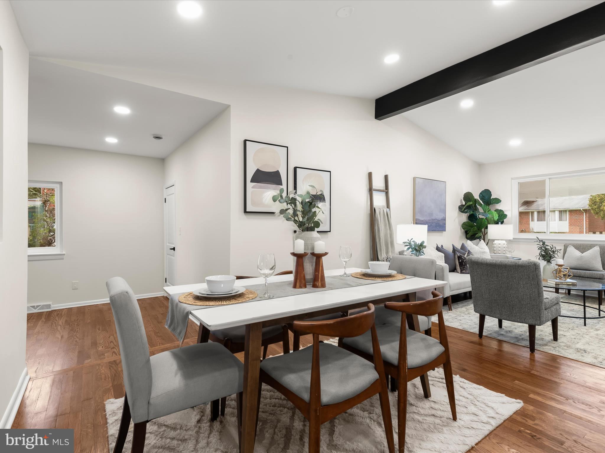 KINGS POINT - Residential