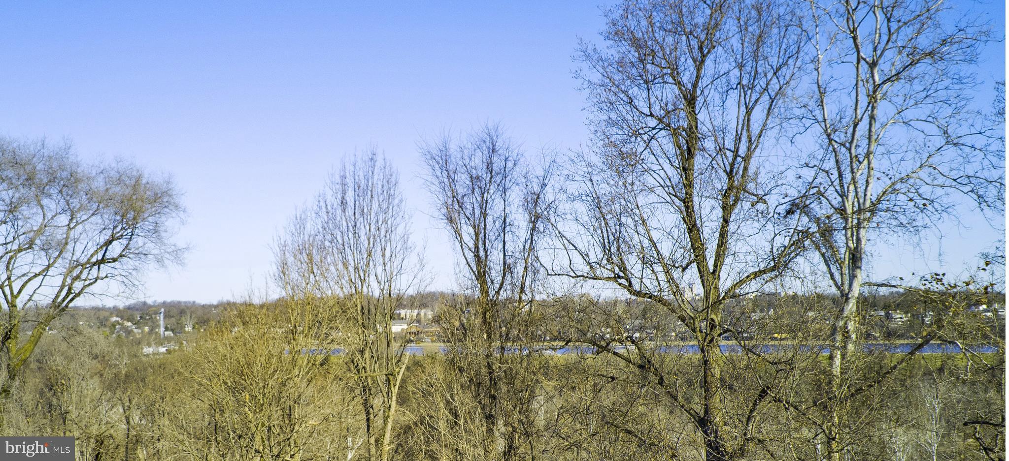 RIVERWOOD - Residential