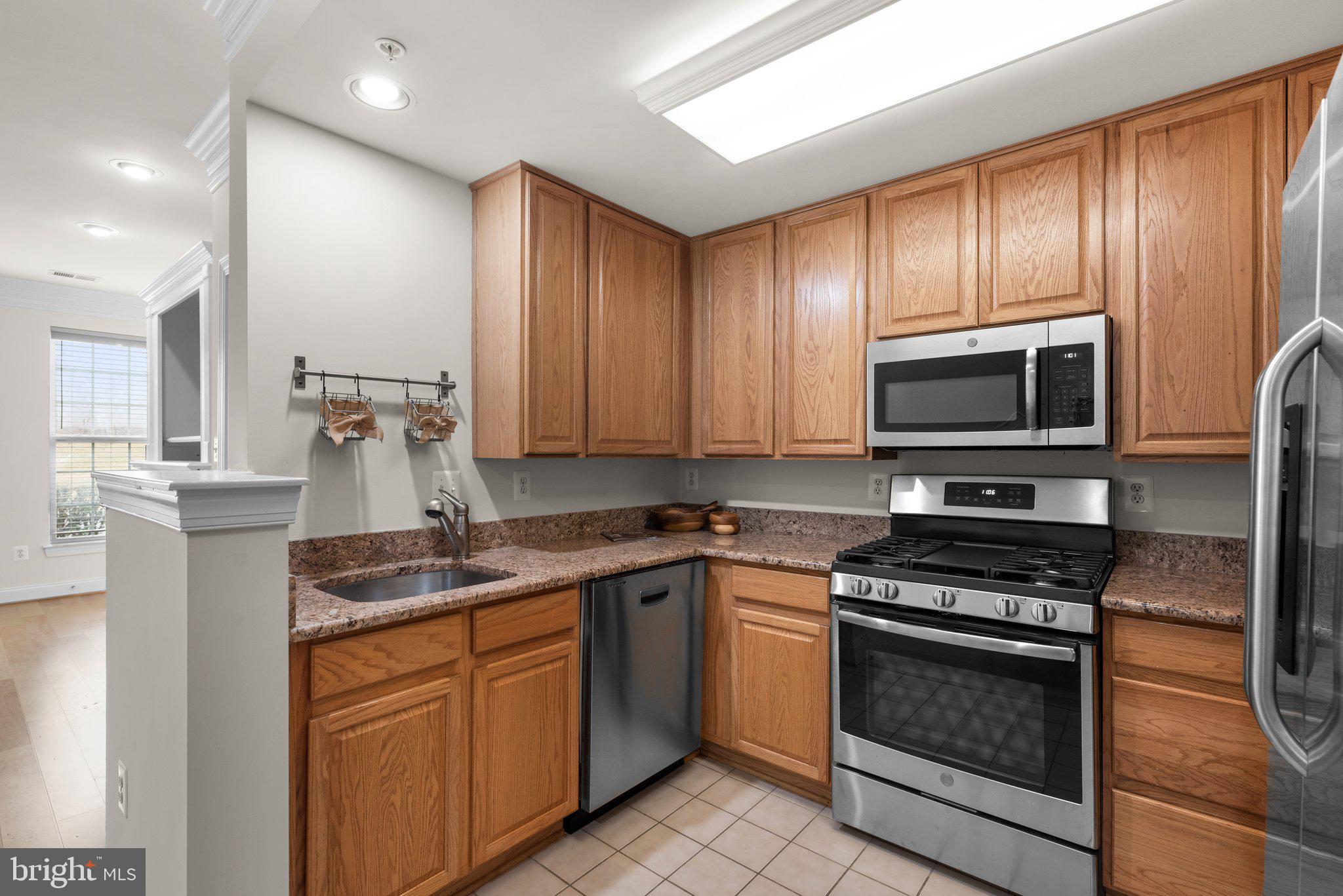 QUINCE ORCHARD PARK - Residential