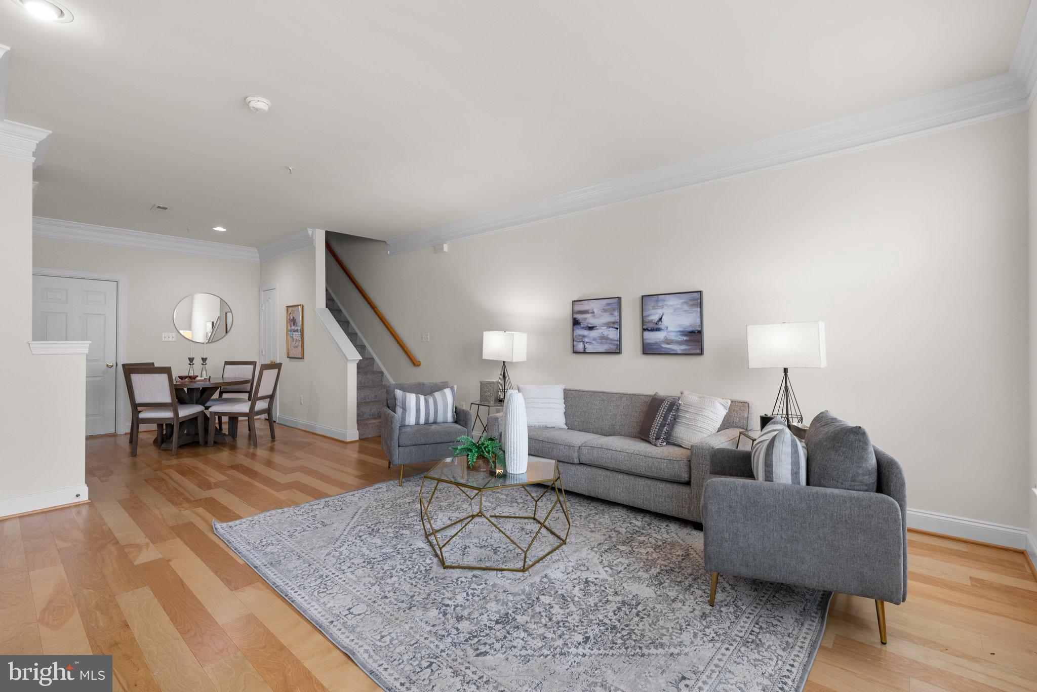 QUINCE ORCHARD PARK - Residential