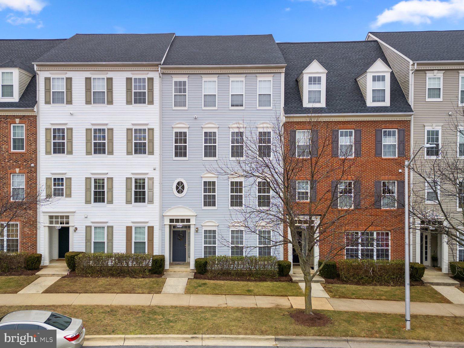 Spacious & Bright 3-Bedroom Condo Townhome with Garage in Quince Orchard Park!
Welcome home to this beautifully updated 3-bedroom, 2-bath condo townhome with a 1-car garage in the sought-after Quince Orchard Park community! This spacious and light-filled 2-level unit features hardwood floors on the main level, brand-new carpet upstairs, and a modern kitchen with granite countertops and newer stainless steel appliances. Additional upgrades include a new water heater (2021), HVAC (2021) and a new roof (2023) on the unit.
Enjoy a vibrant community with fantastic amenities, including a pool, tot lot, basketball court, tennis court, and clubhouse. Located just across from the Kentlands and minutes from Great Seneca Park, top-rated restaurants, shopping, and essential services.
Commuting is a breeze with easy access to major routes, plus close proximity to Whole Foods, NIST, MedImmune, AstraZeneca, and the biotech corridor.
