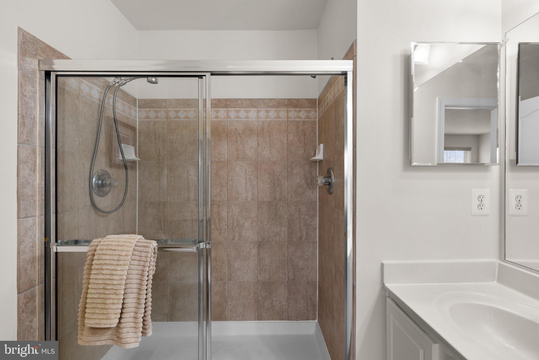 QUINCE ORCHARD PARK - Residential