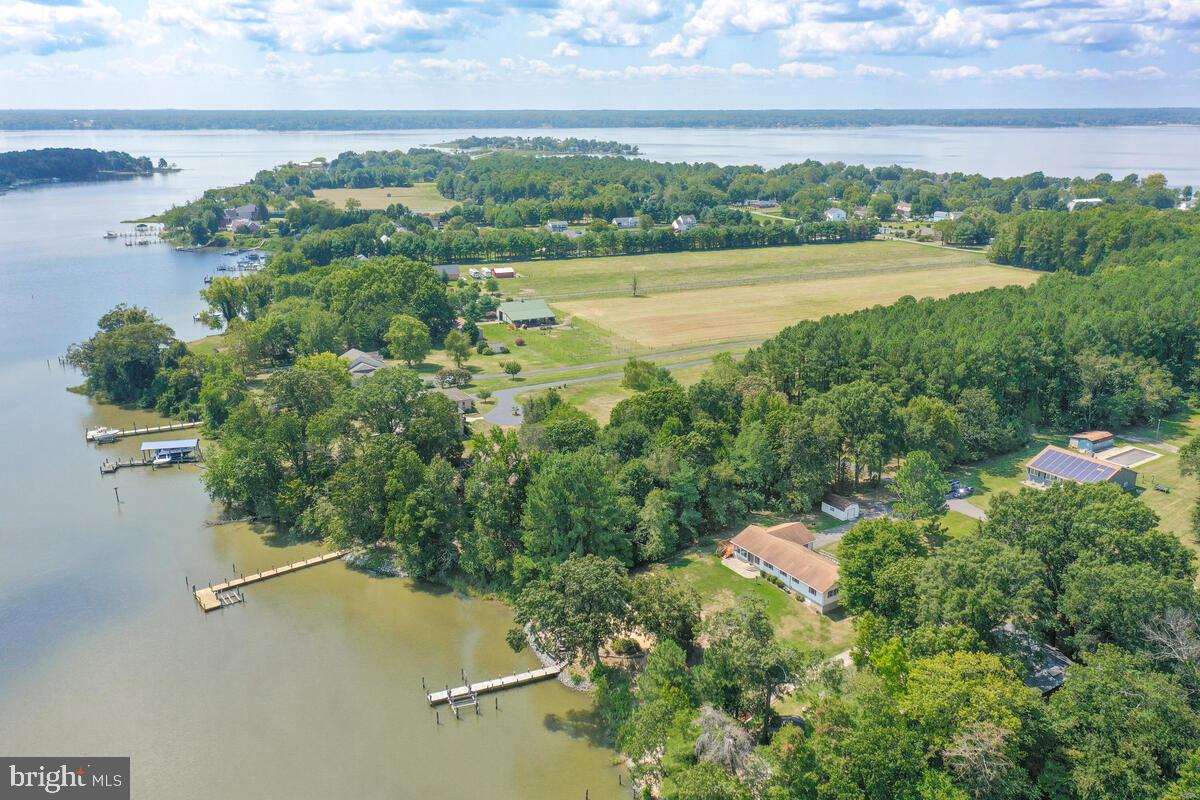 FISH HOOK ACRES - Residential