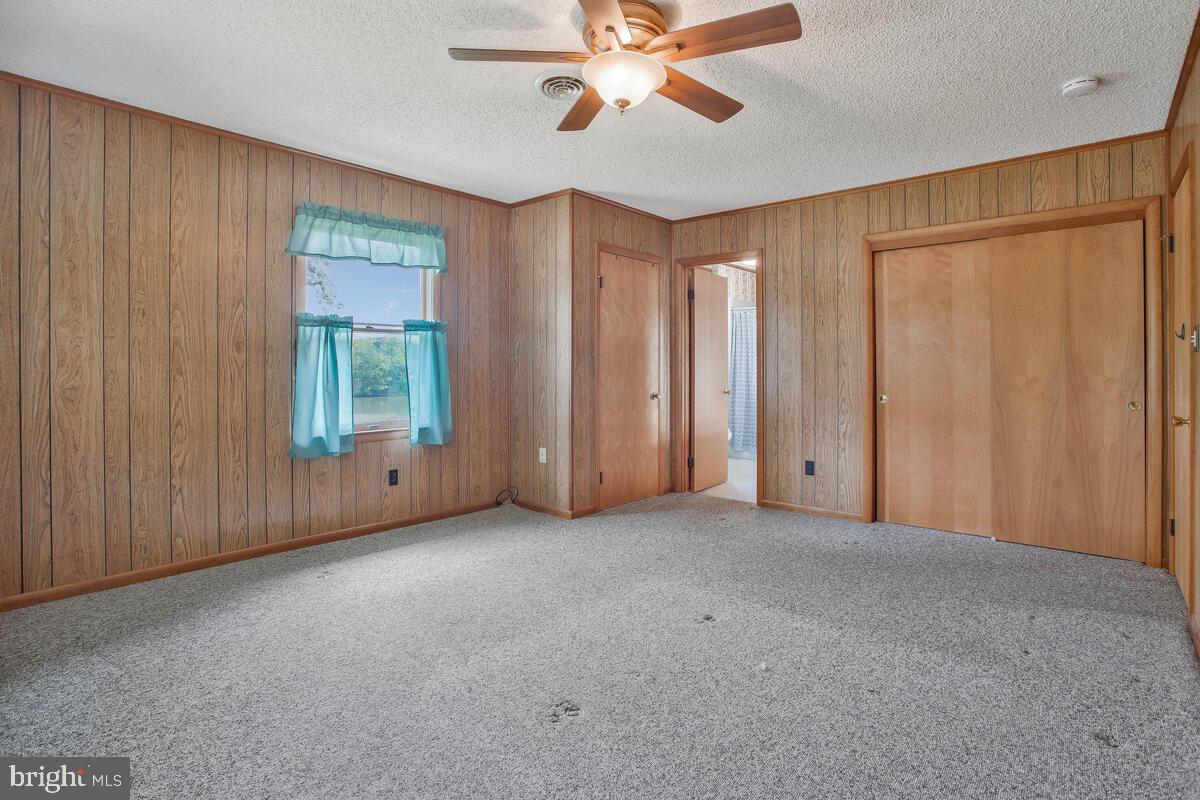 FISH HOOK ACRES - Residential