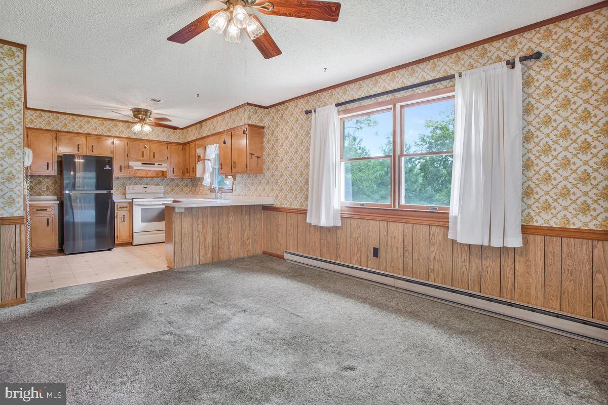 FISH HOOK ACRES - Residential