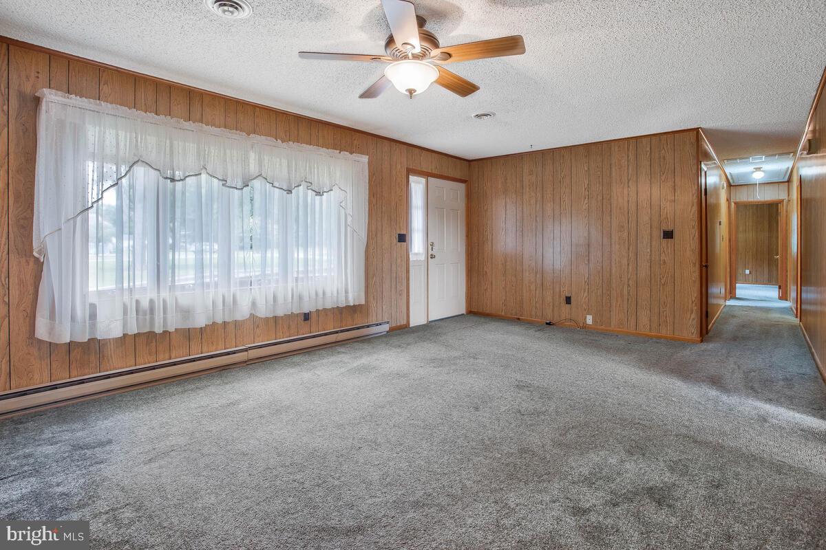 FISH HOOK ACRES - Residential