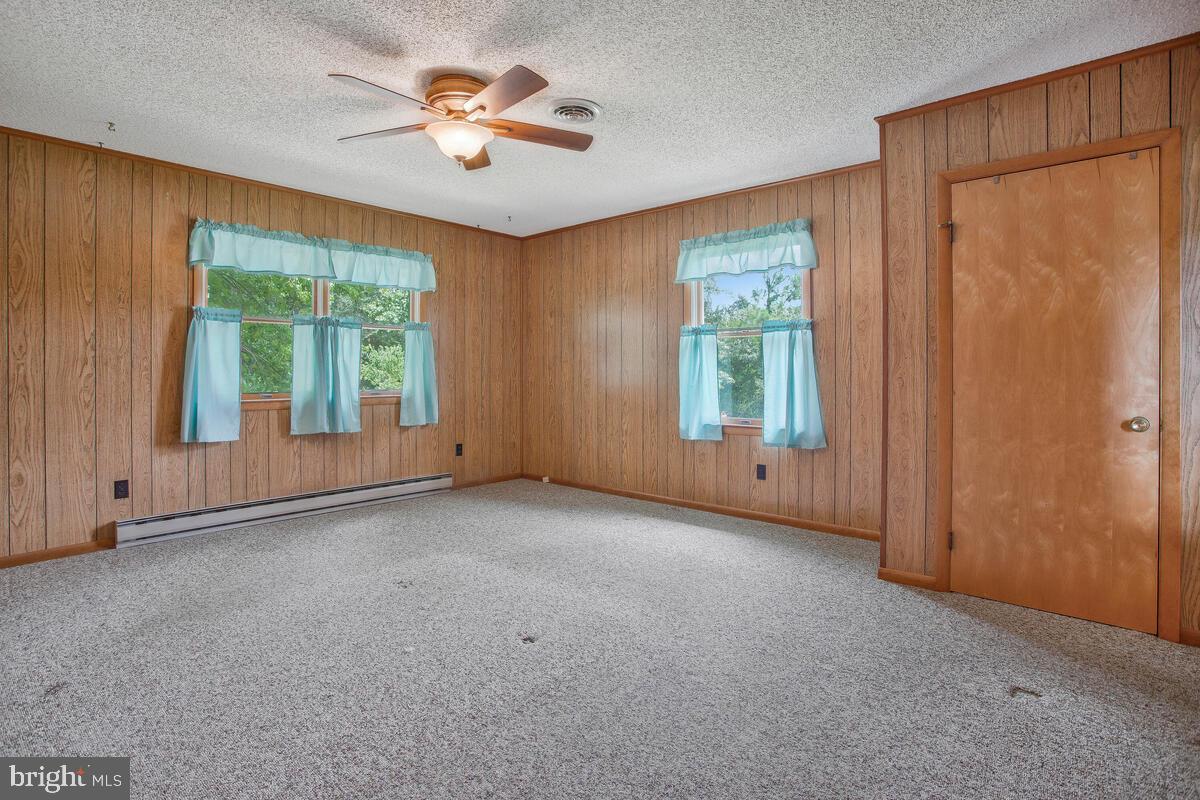 FISH HOOK ACRES - Residential