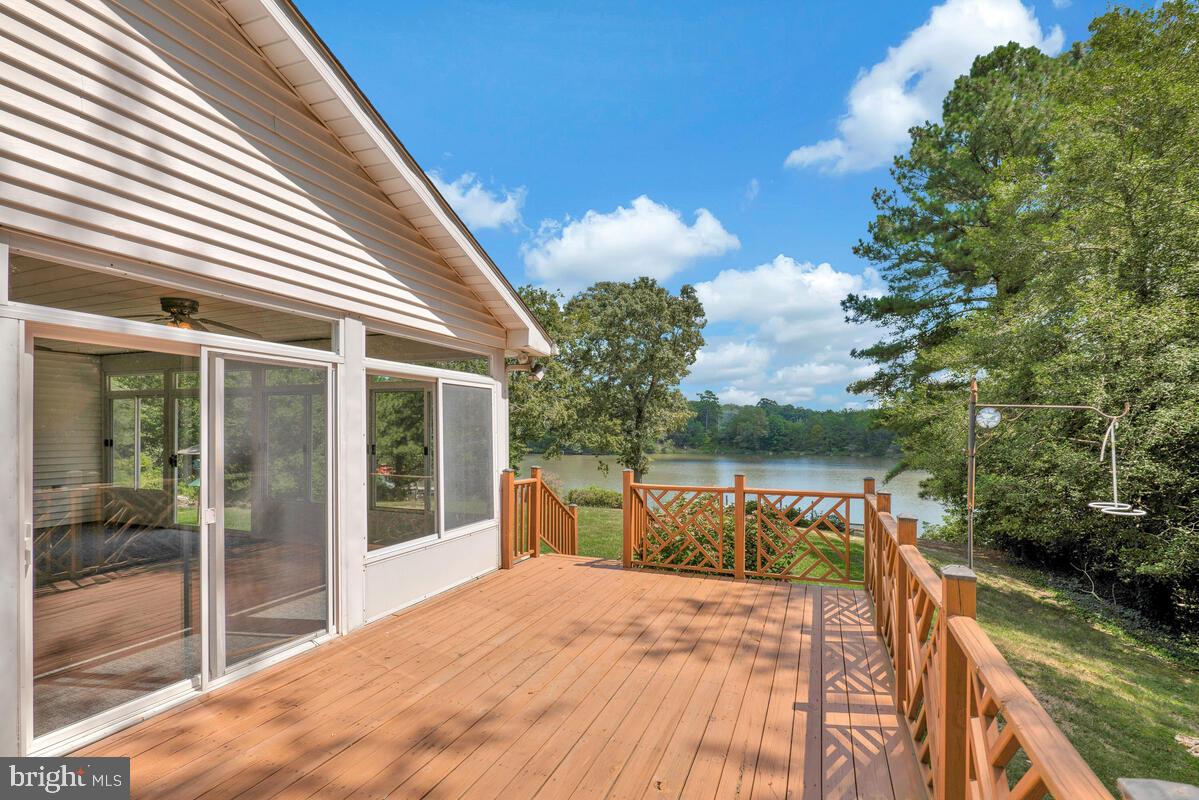 FISH HOOK ACRES - Residential