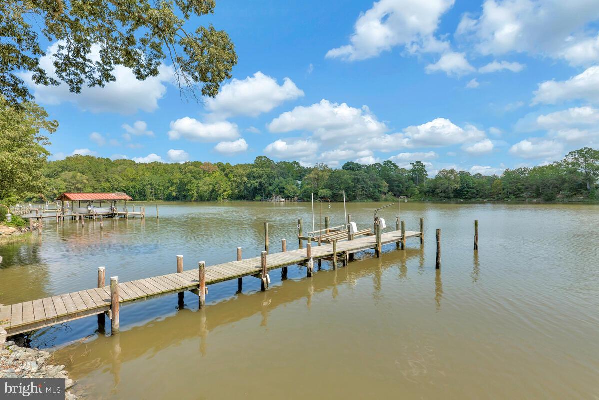 FISH HOOK ACRES - Residential