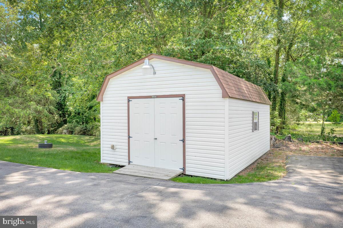 FISH HOOK ACRES - Residential