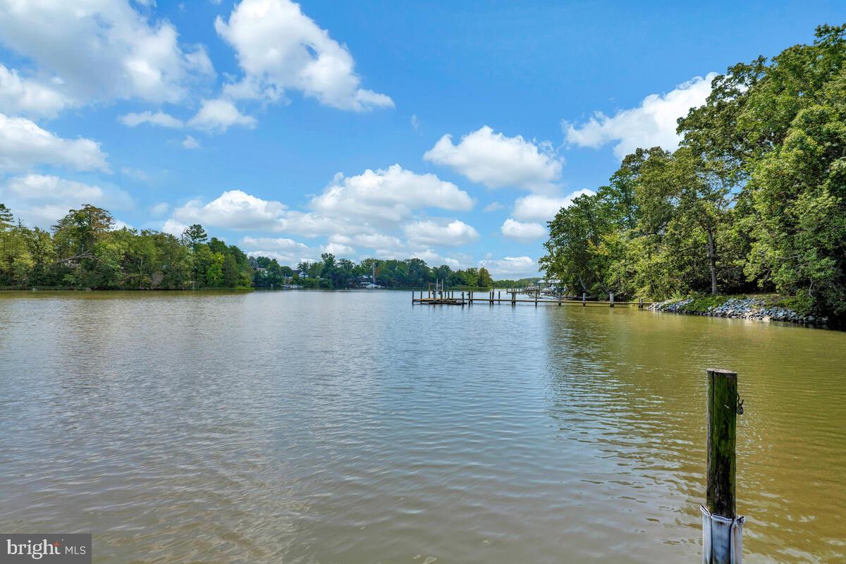 FISH HOOK ACRES - Residential