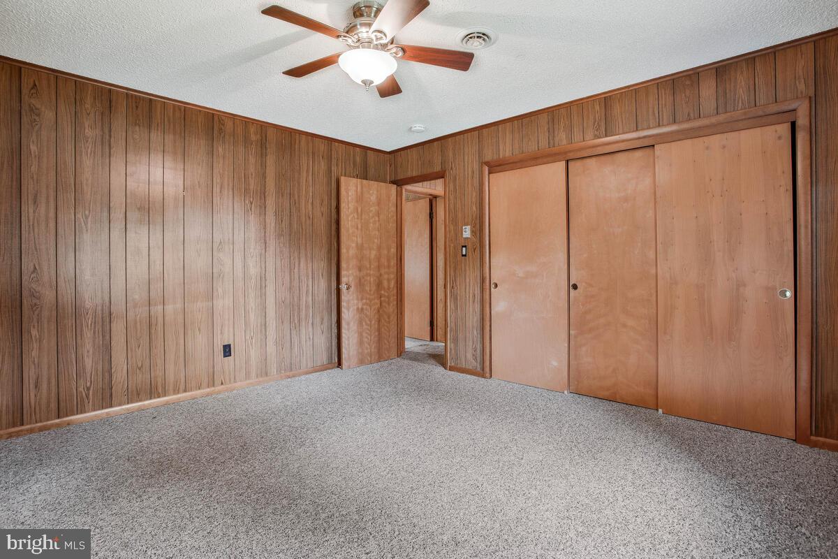 FISH HOOK ACRES - Residential