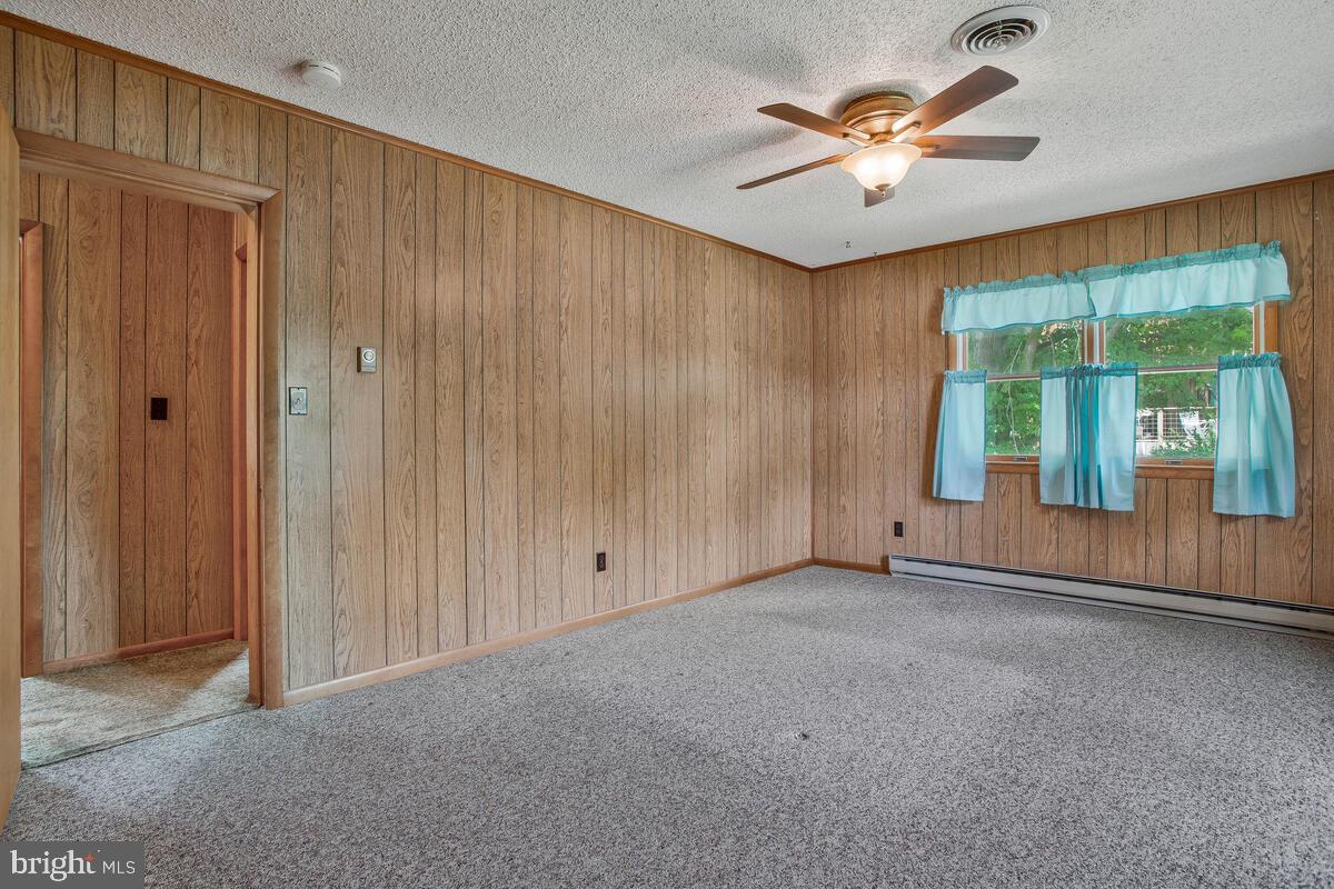 FISH HOOK ACRES - Residential