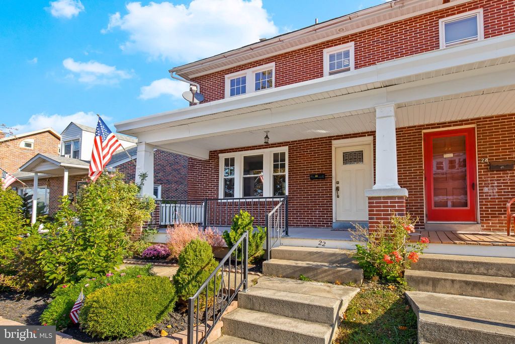 Photo of 22 Spruce Street, EPHRATA, PA 17522 (MLS # PALA2057446)