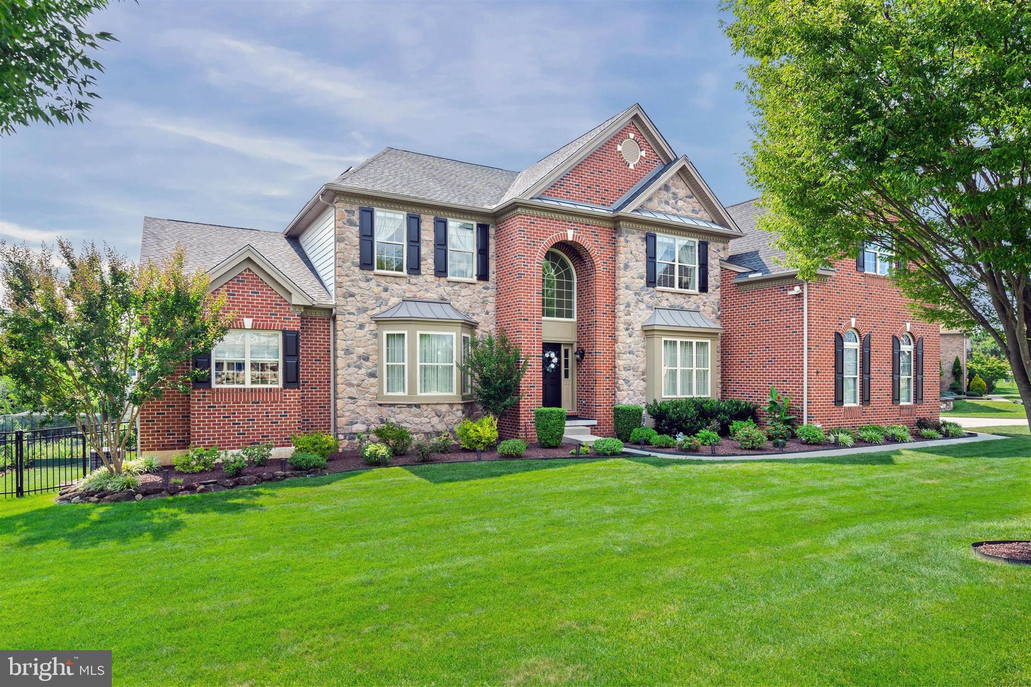 407 ARCADIA WAY