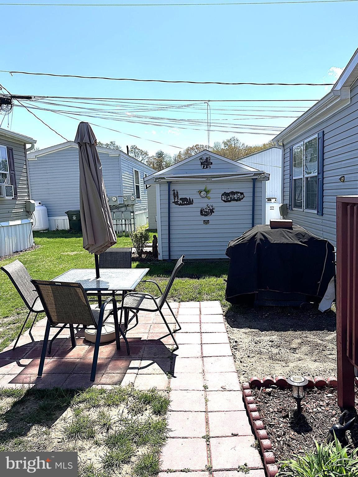 ARUNDEL MOBILE VILLAGE - Residential