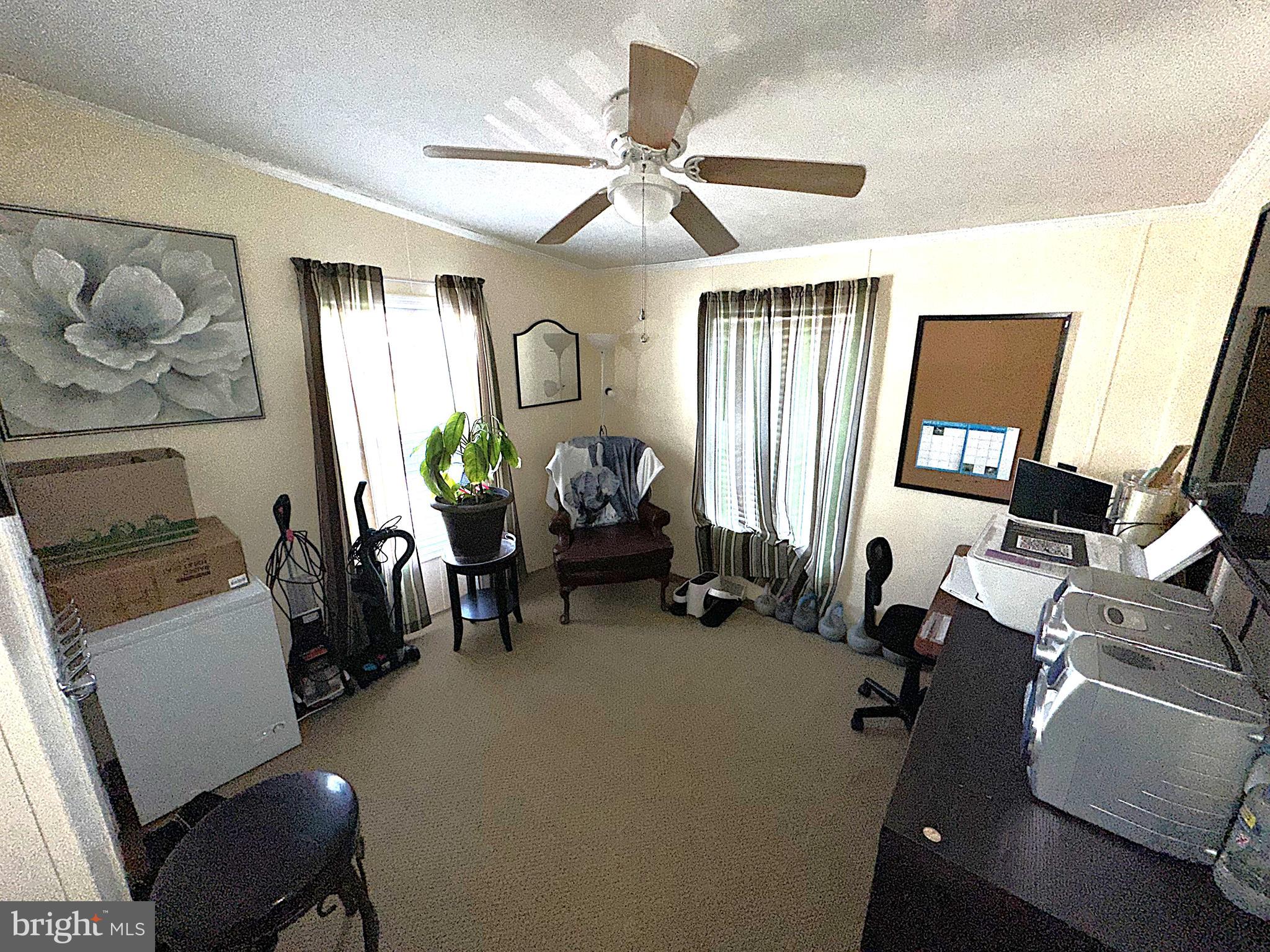 ARUNDEL MOBILE VILLAGE - Residential