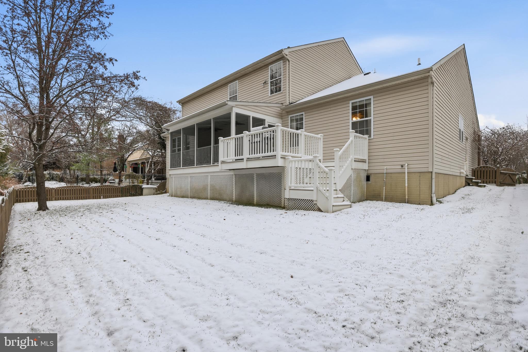 ST MARGARETS LANDING - Residential