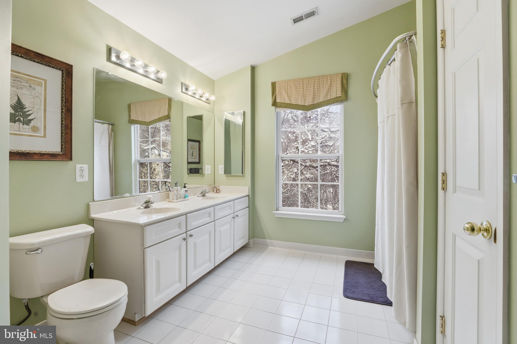 ST MARGARETS LANDING - Residential