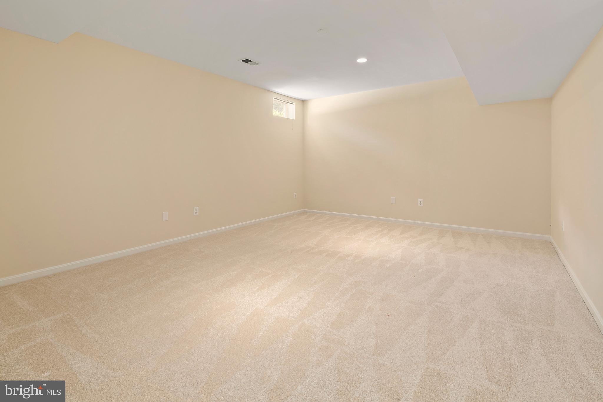 WINDY HILL - Residential