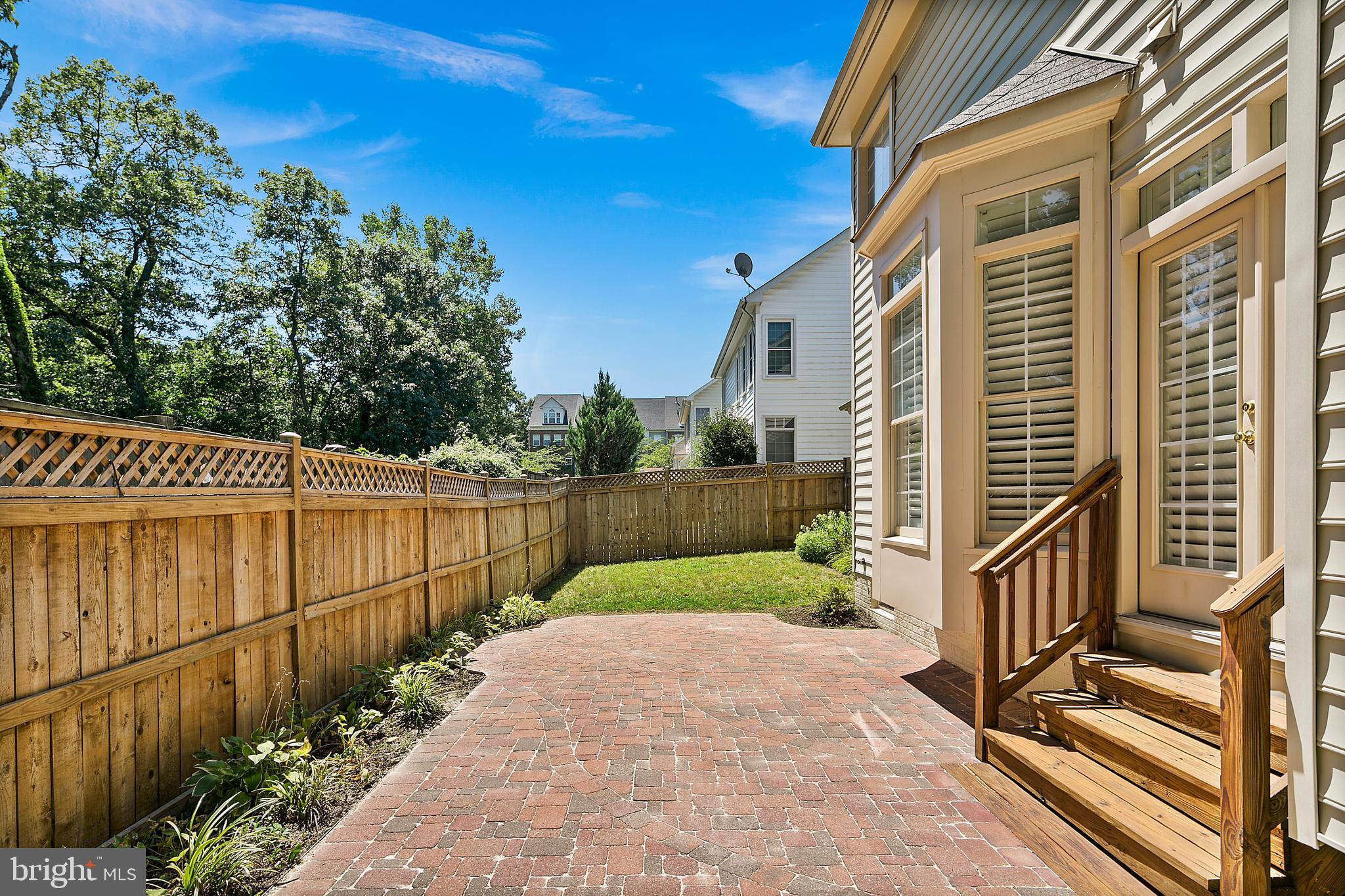 WINDY HILL - Residential