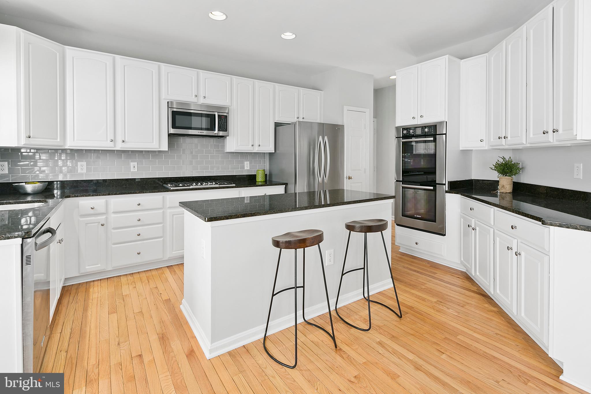 WINDY HILL - Residential