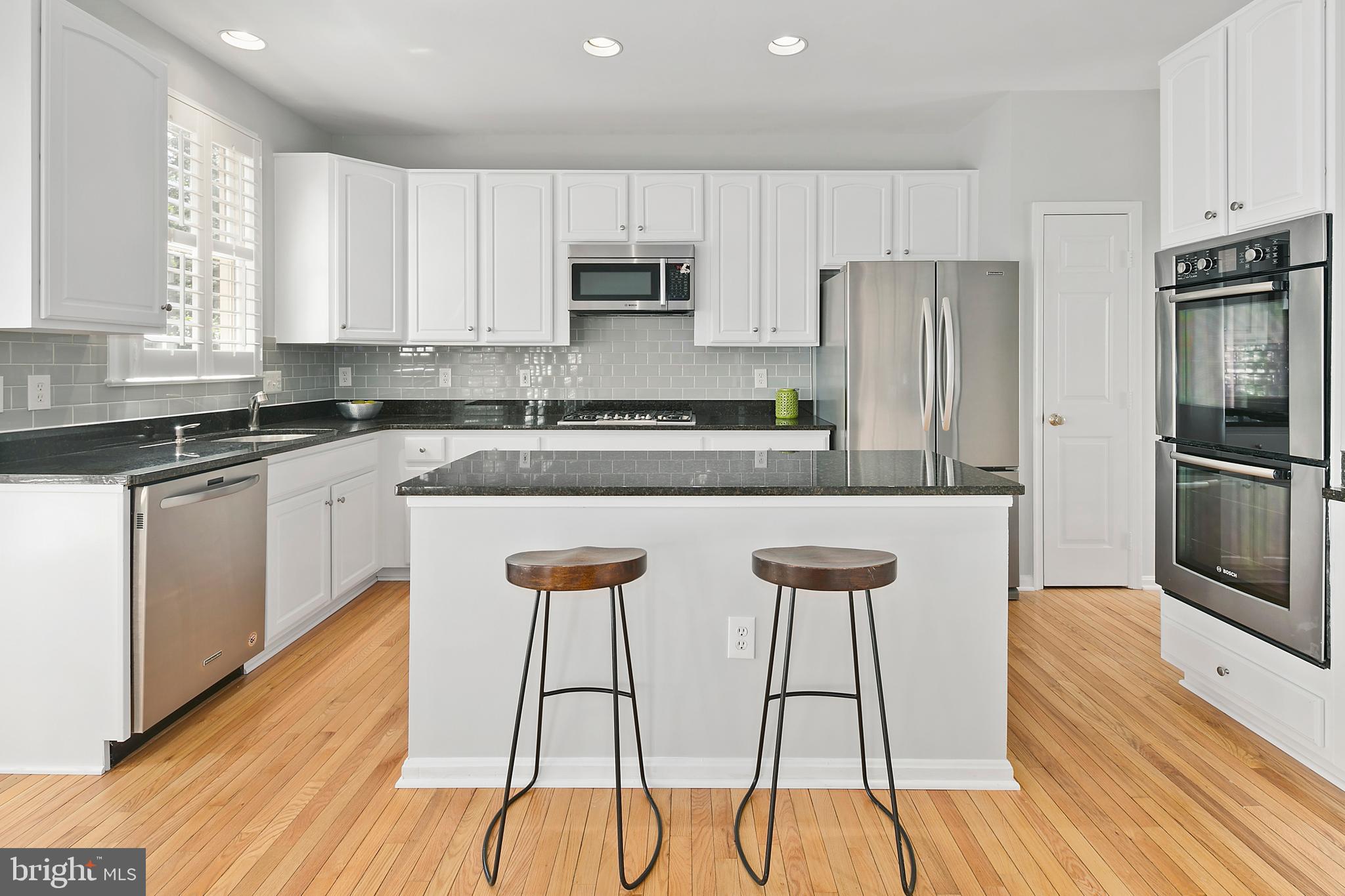 WINDY HILL - Residential