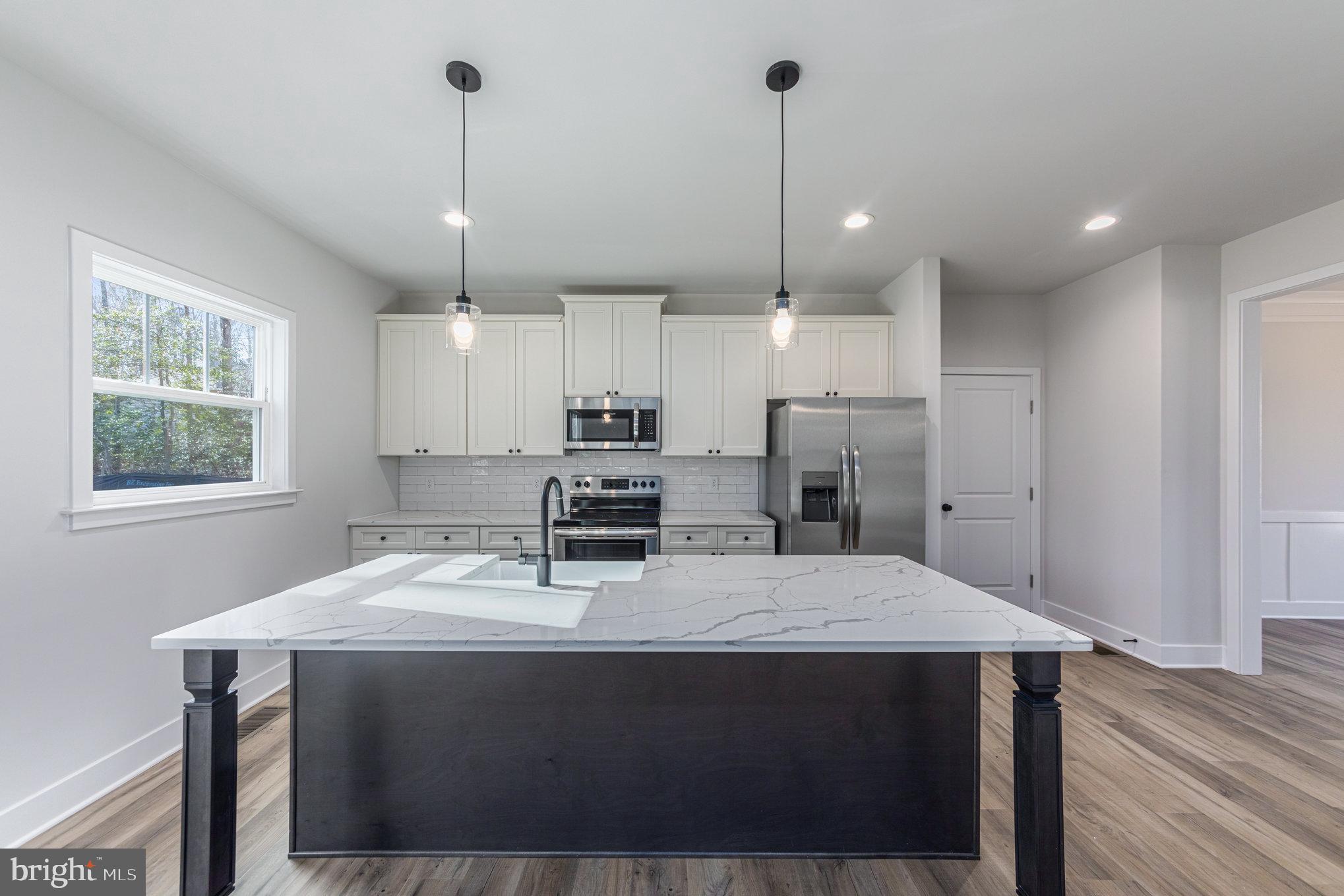 LAKE ACRES - Residential